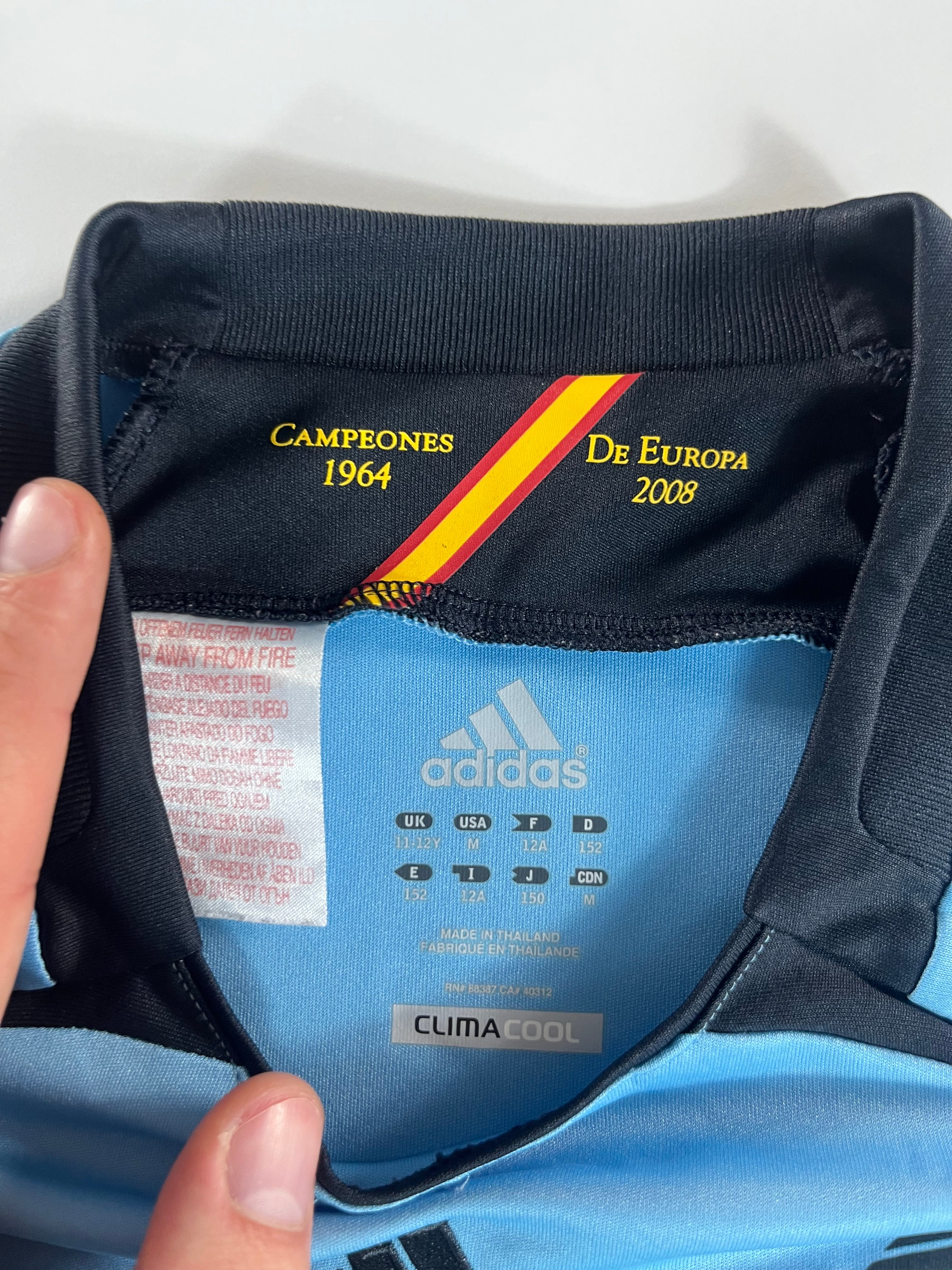 Adidas Spanyol válogatott 2012-2013 idegenbeli mez