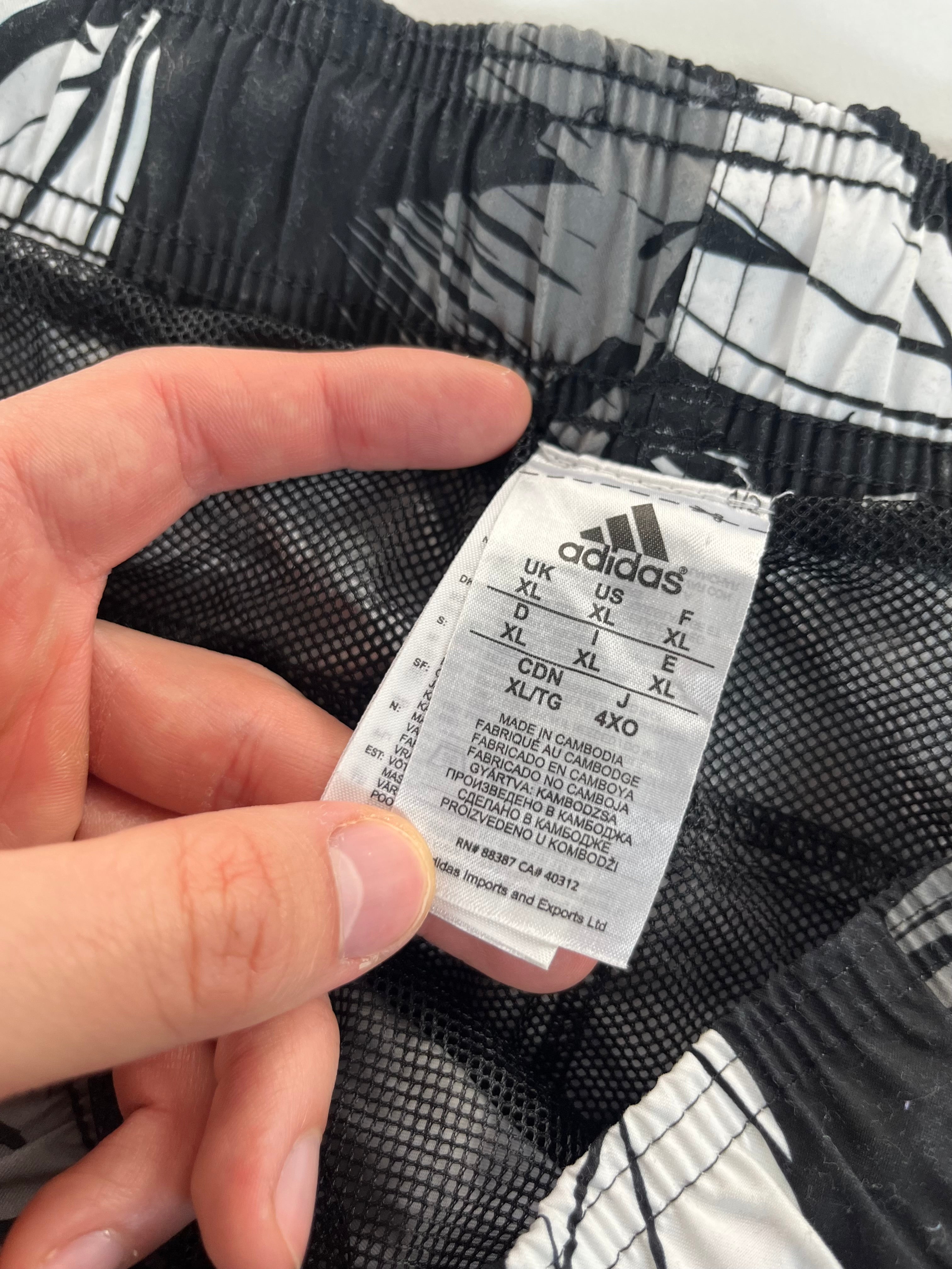 Adidas fürdő short