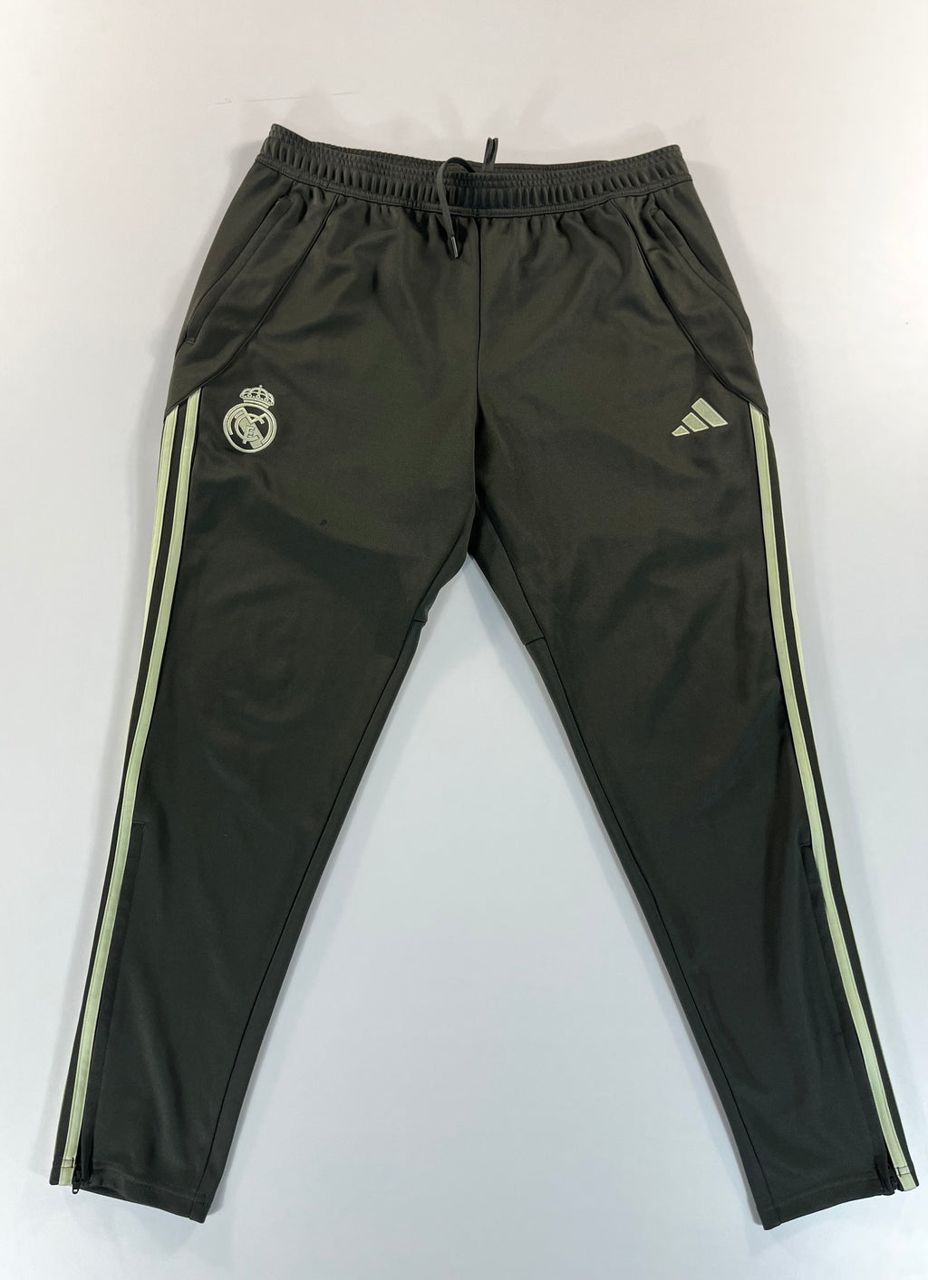 Adidas Real Madrid 2025-2026 melegítőszett