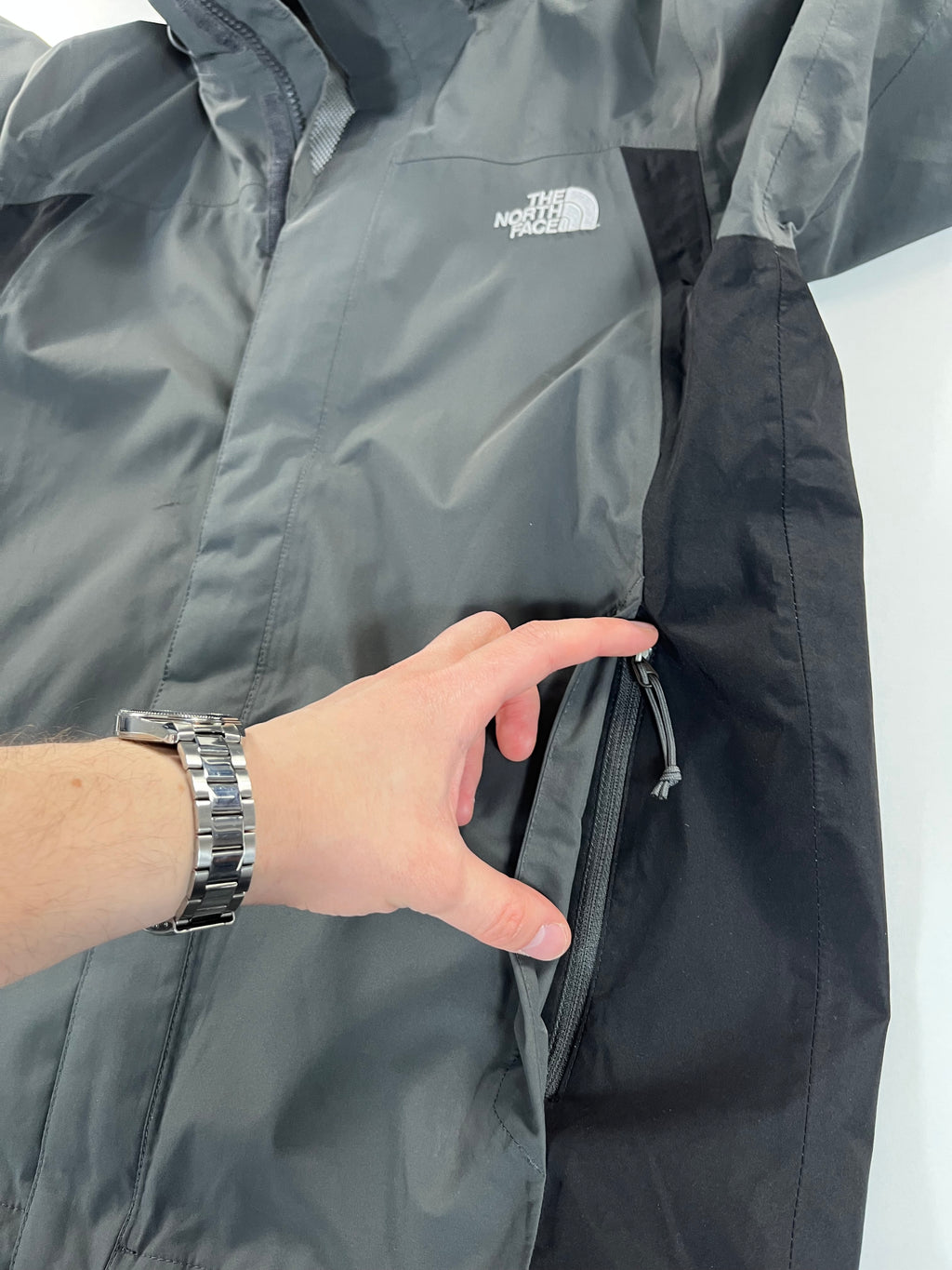 The North Face Hyvent Sangro vizálló dzseki