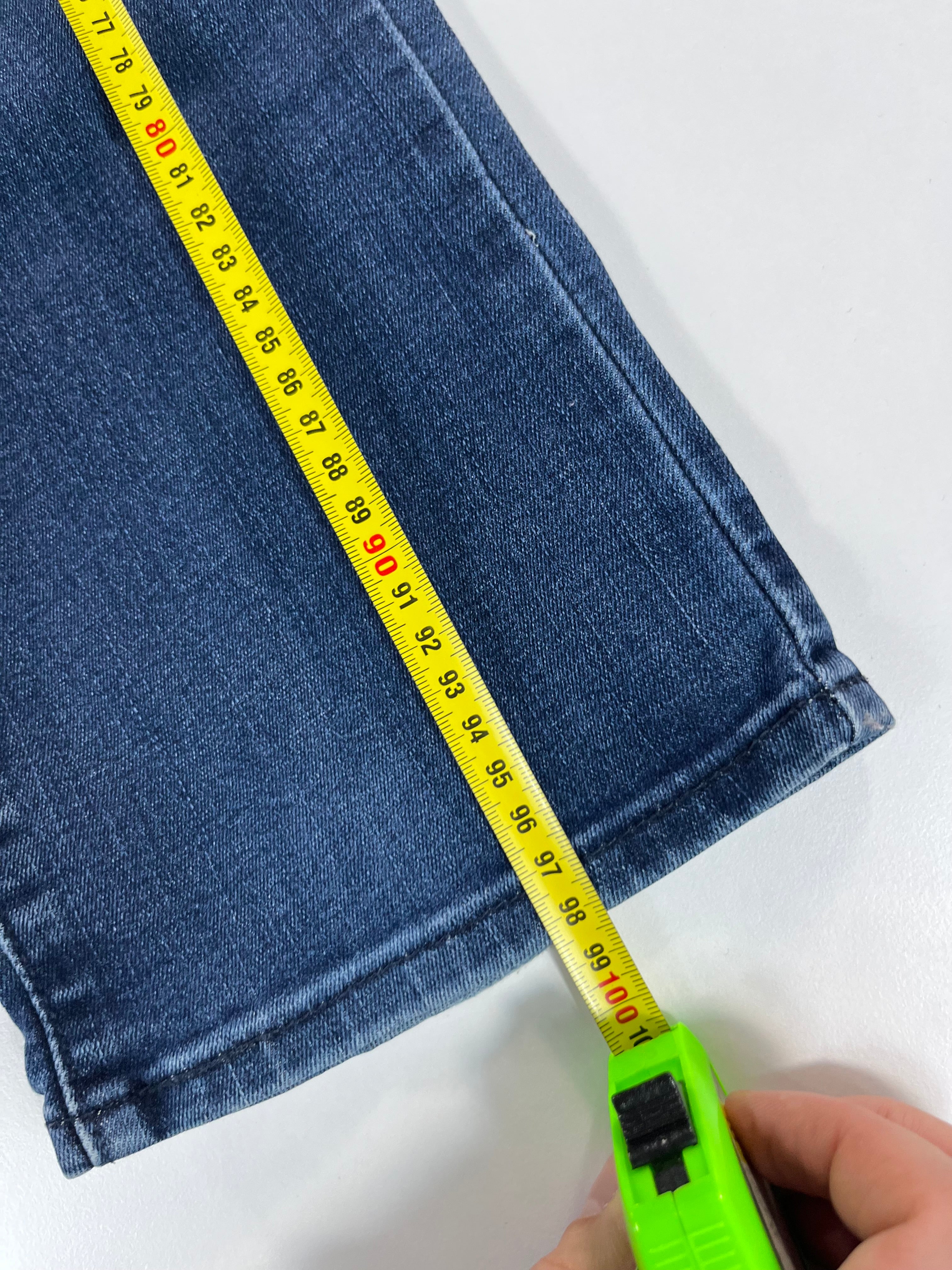 Levi's Demi Curve Modern Rise Straight 28 farmernadrág