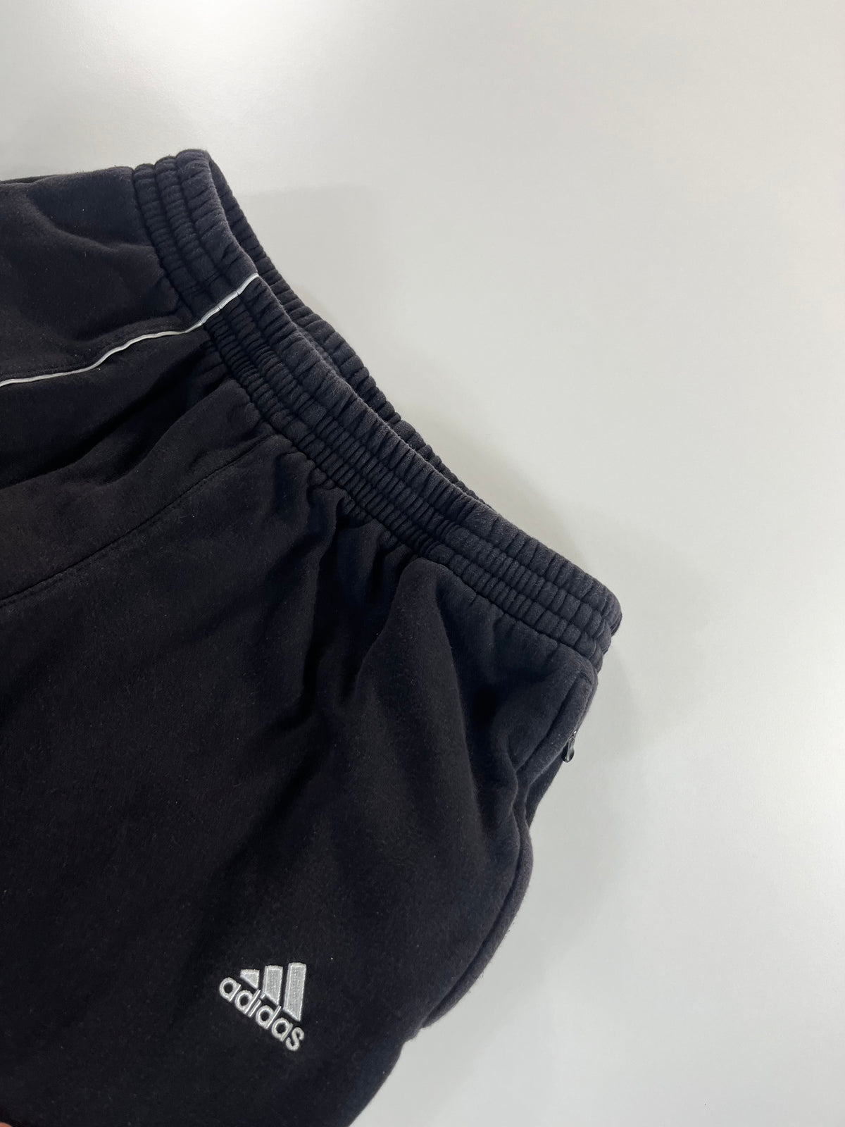 Adidas Sportswear nadrág