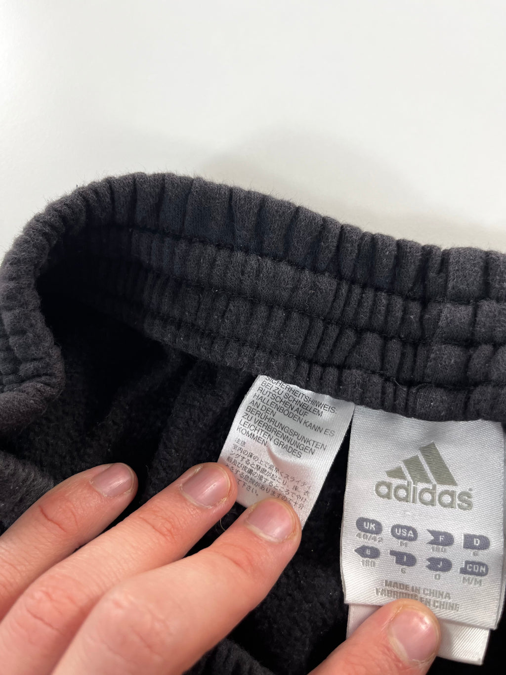 Adidas tracksuit nadrág