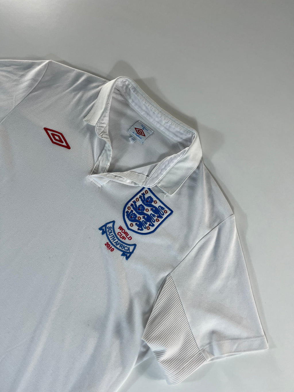 Umbro Anglia válogatott 2009-2010 hazai mez