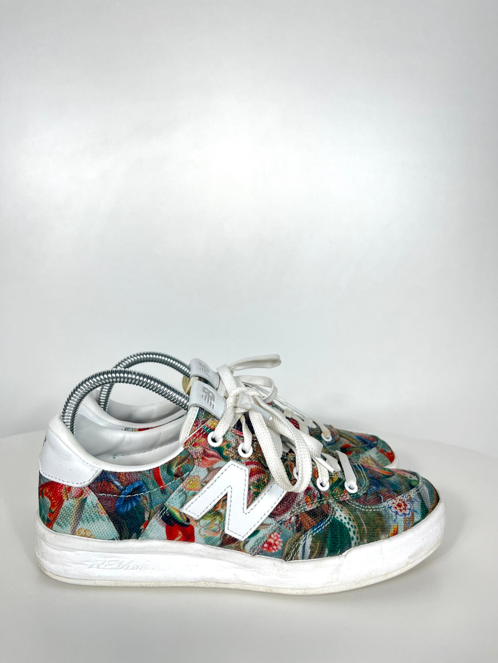 New Balance 300 Floral cipő