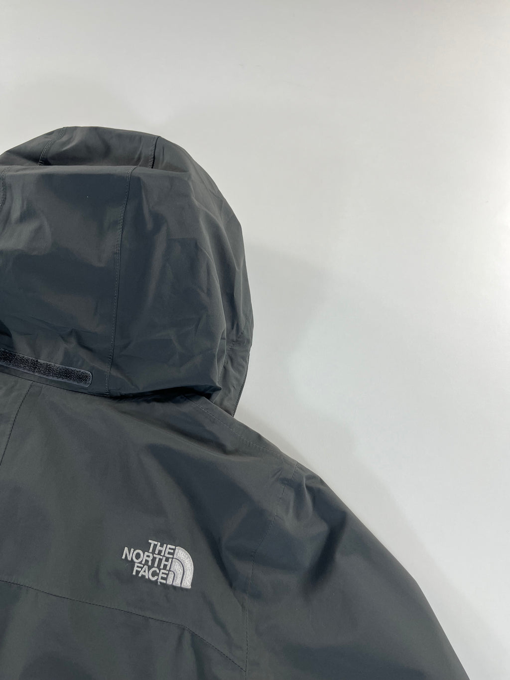 The North Face Hyvent Sangro vizálló dzseki