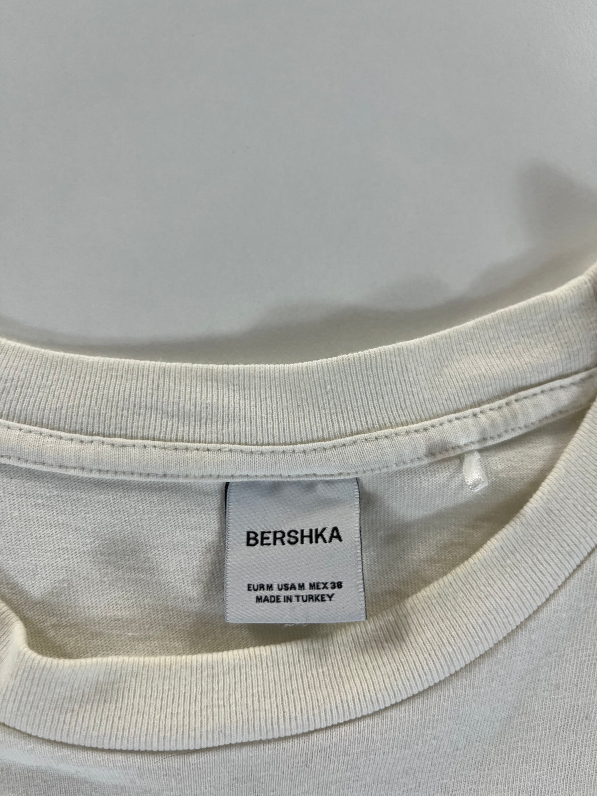 Bershka Chinese póló