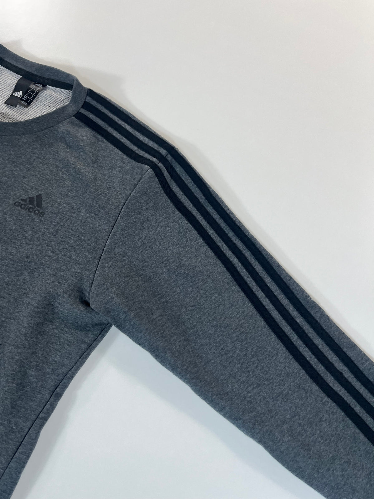 Adidas crewneck pulóver