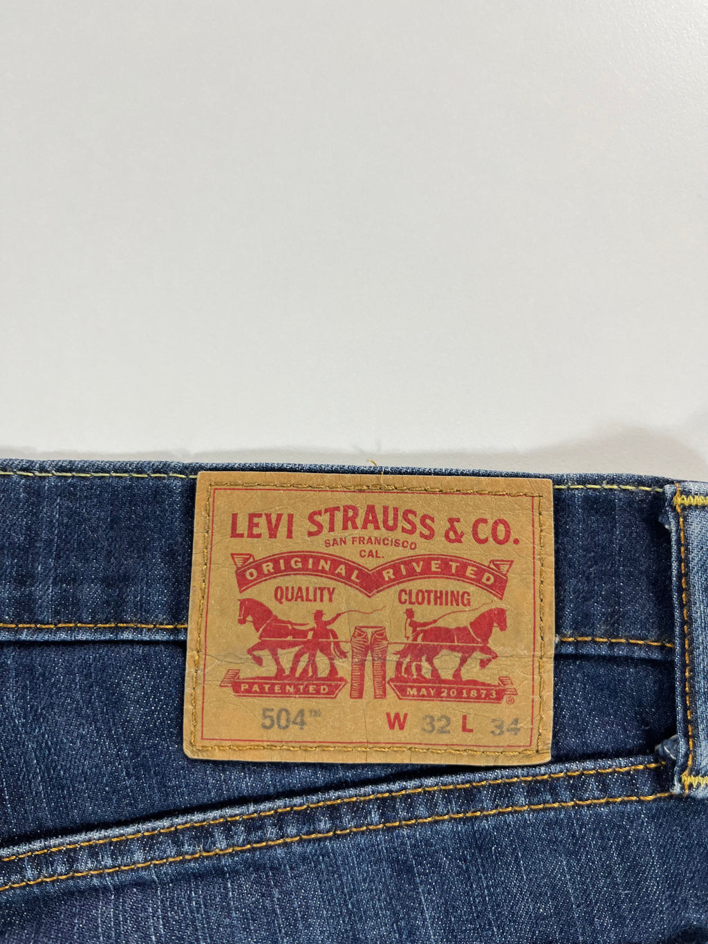 Levi's 504 W32 L34 farmernadrág
