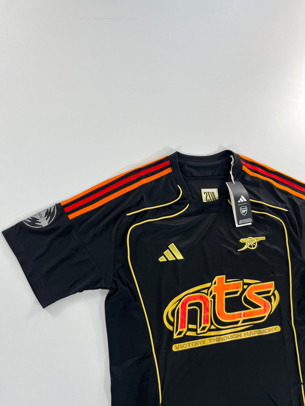 Adidas Arsenal x NTS 2025-2026 Special Edition mez