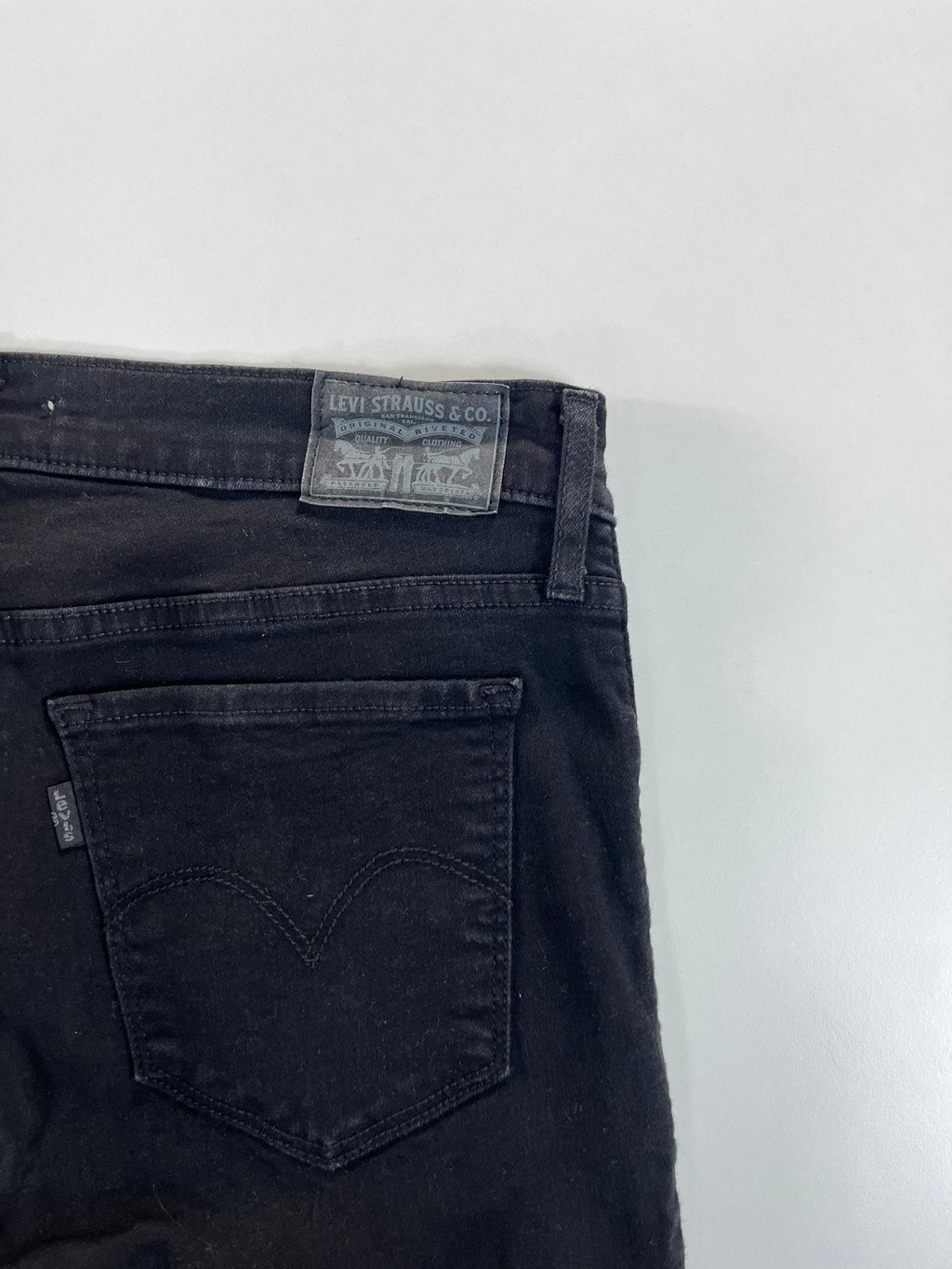 Levi's 315 Shaping Bootcut 30 farmernadrág