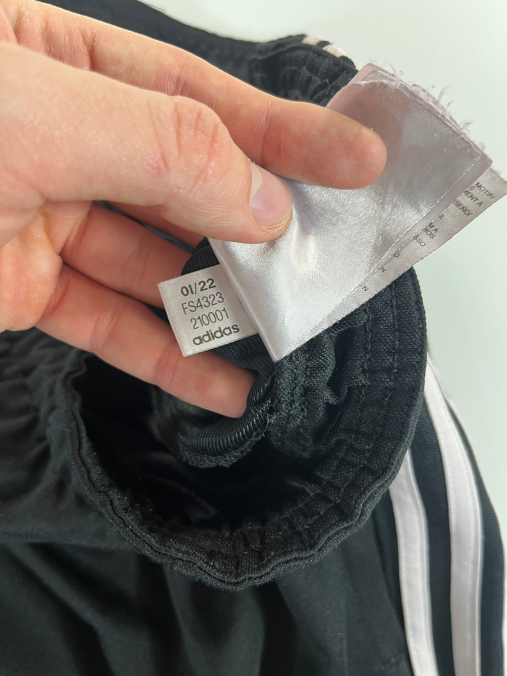 Adidas Tiro nadrág