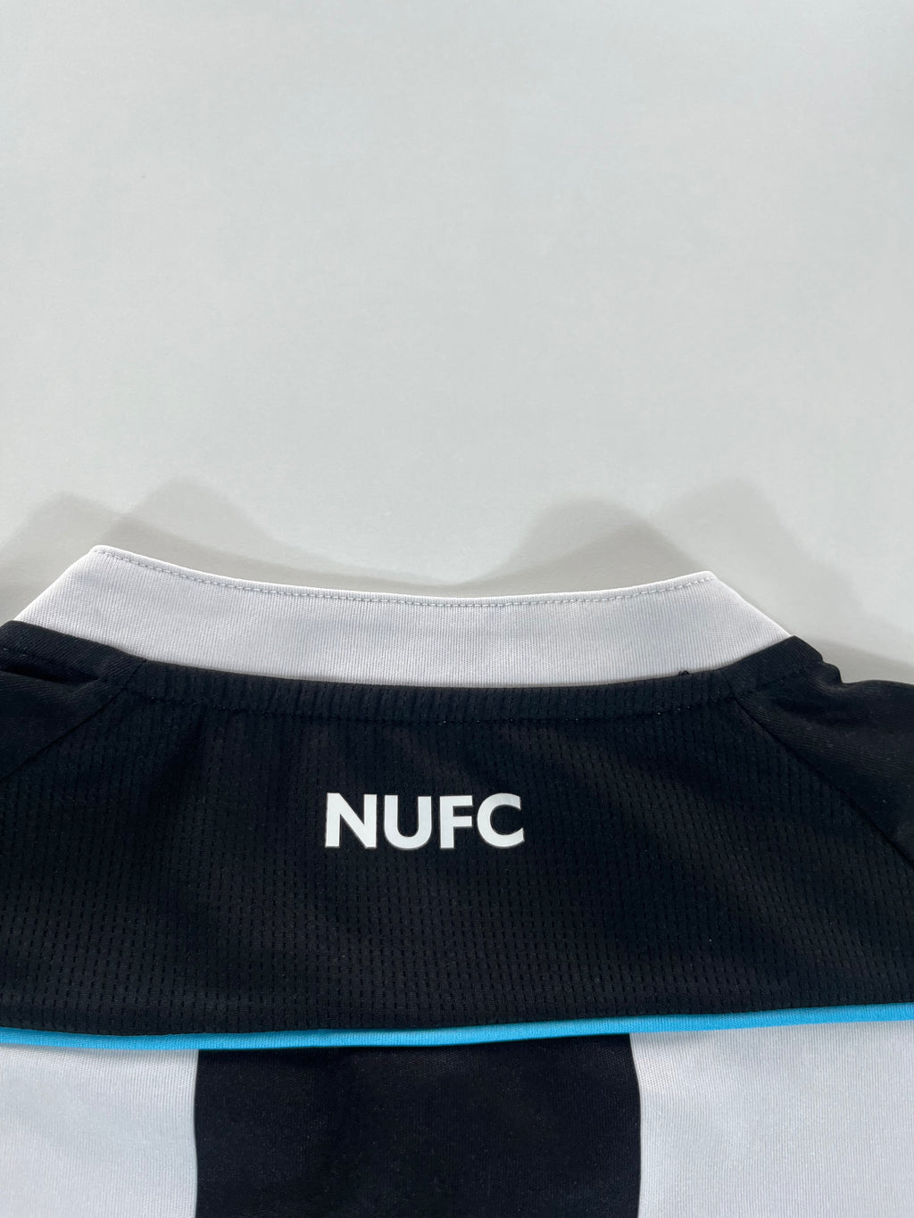 Castore Newcastle United 2021-2022 hazai mez