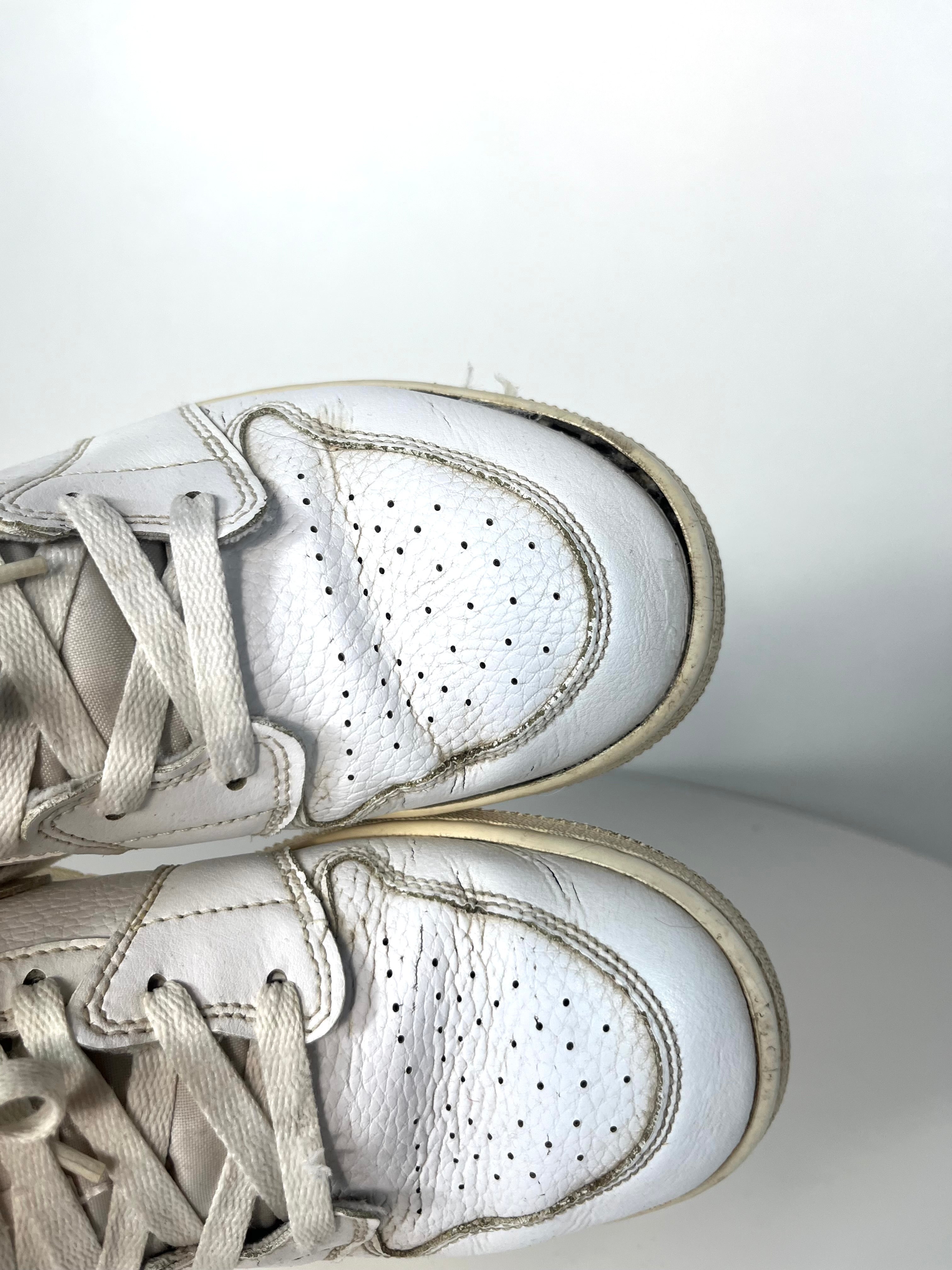 Nike Air Jordan 1 Mid cipő