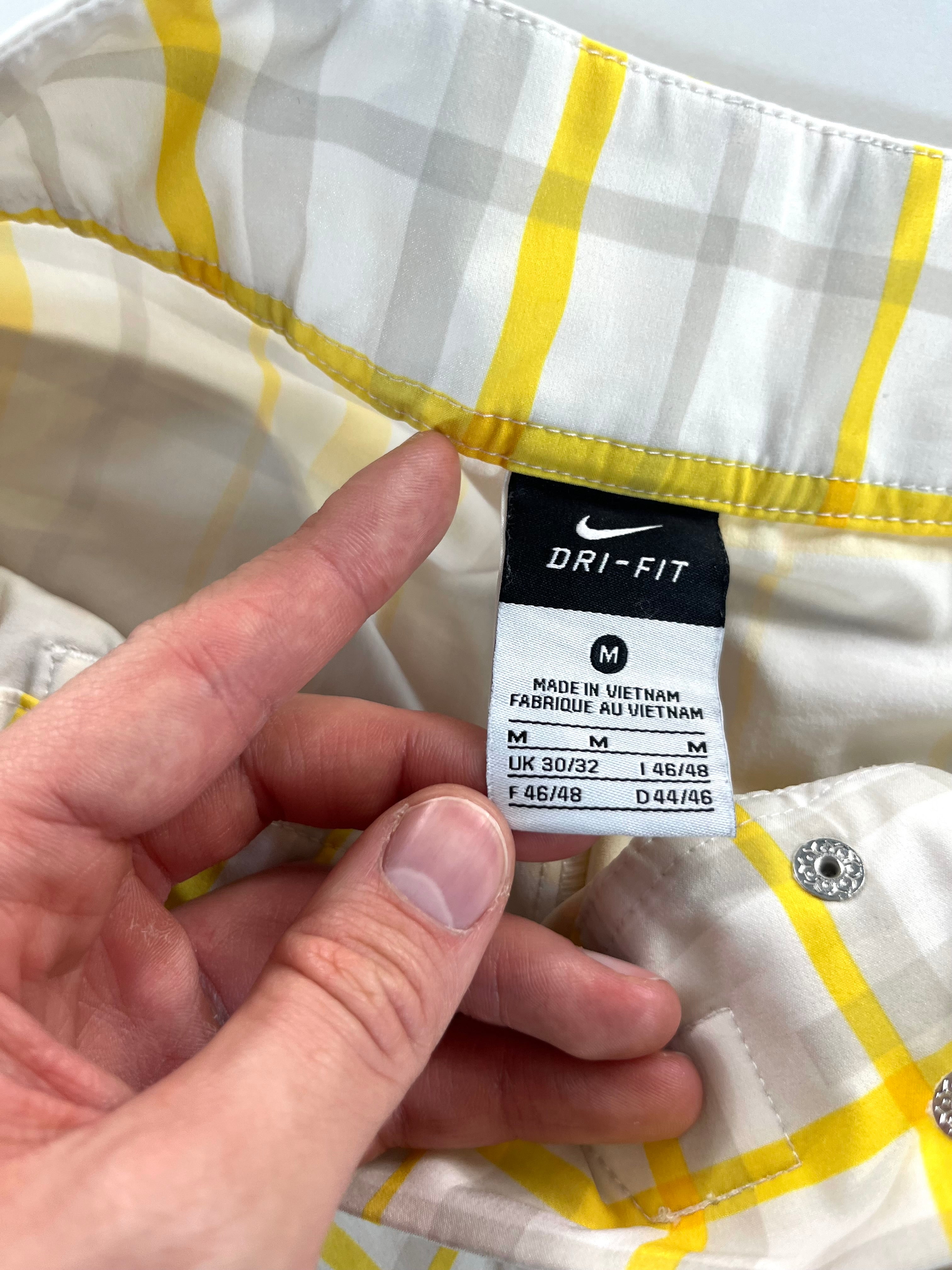 Nike short