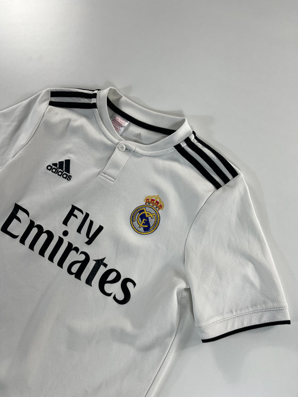 Adidas Real Madrid 2018-2019 hazai mez