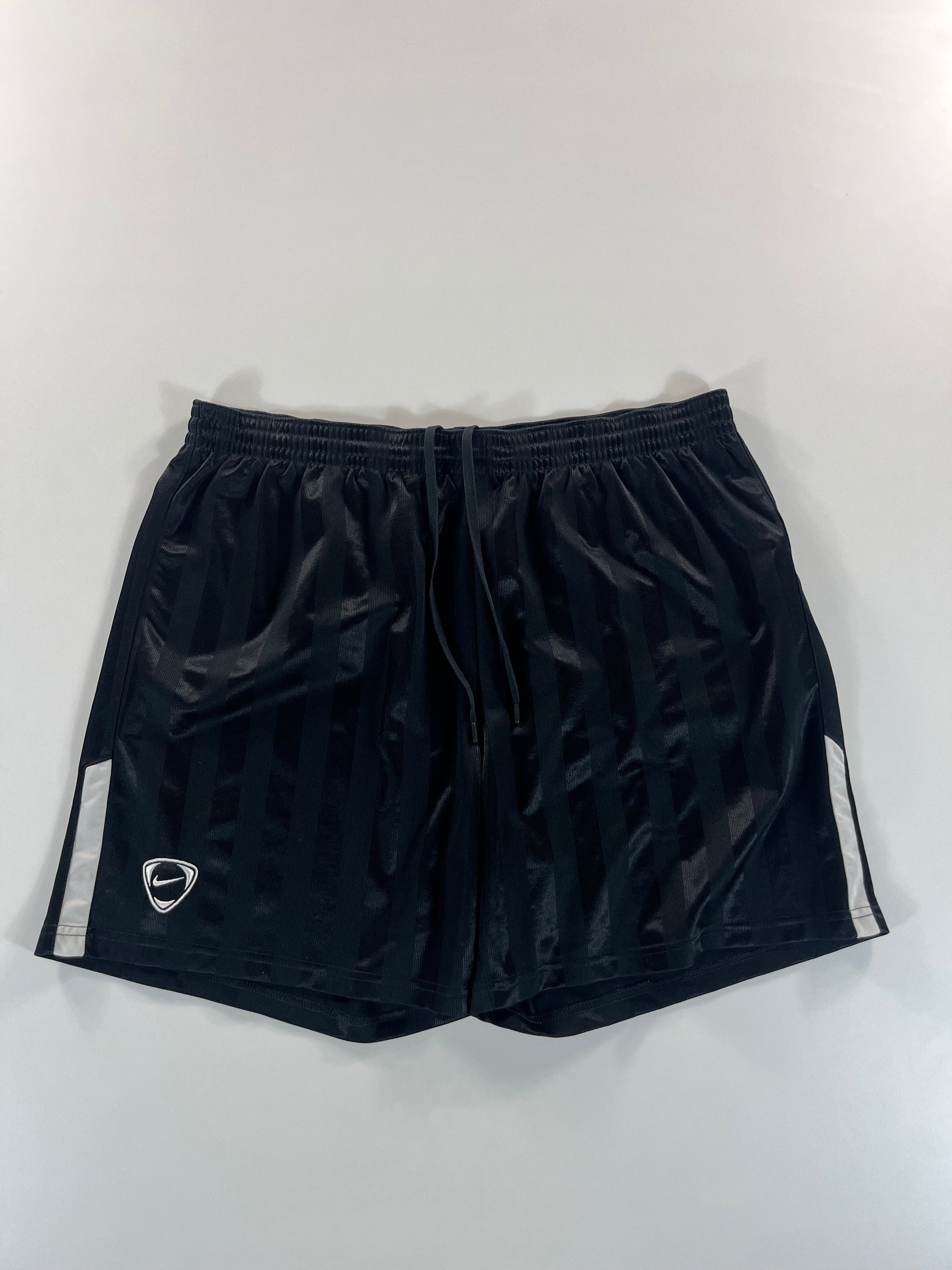 Nike short