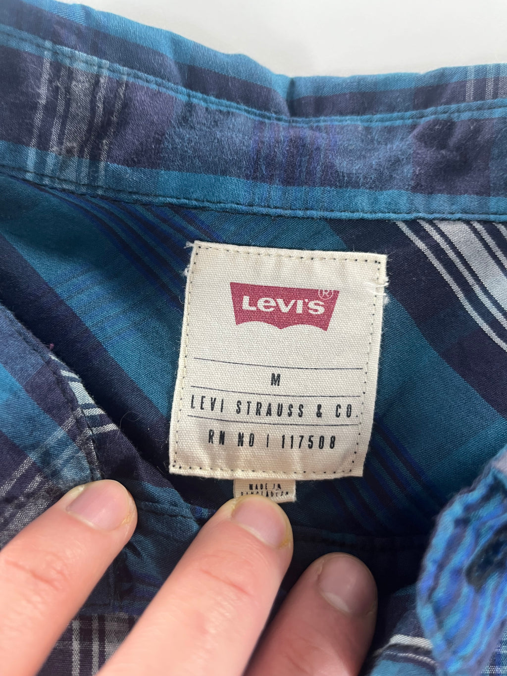 Levi's anime ing