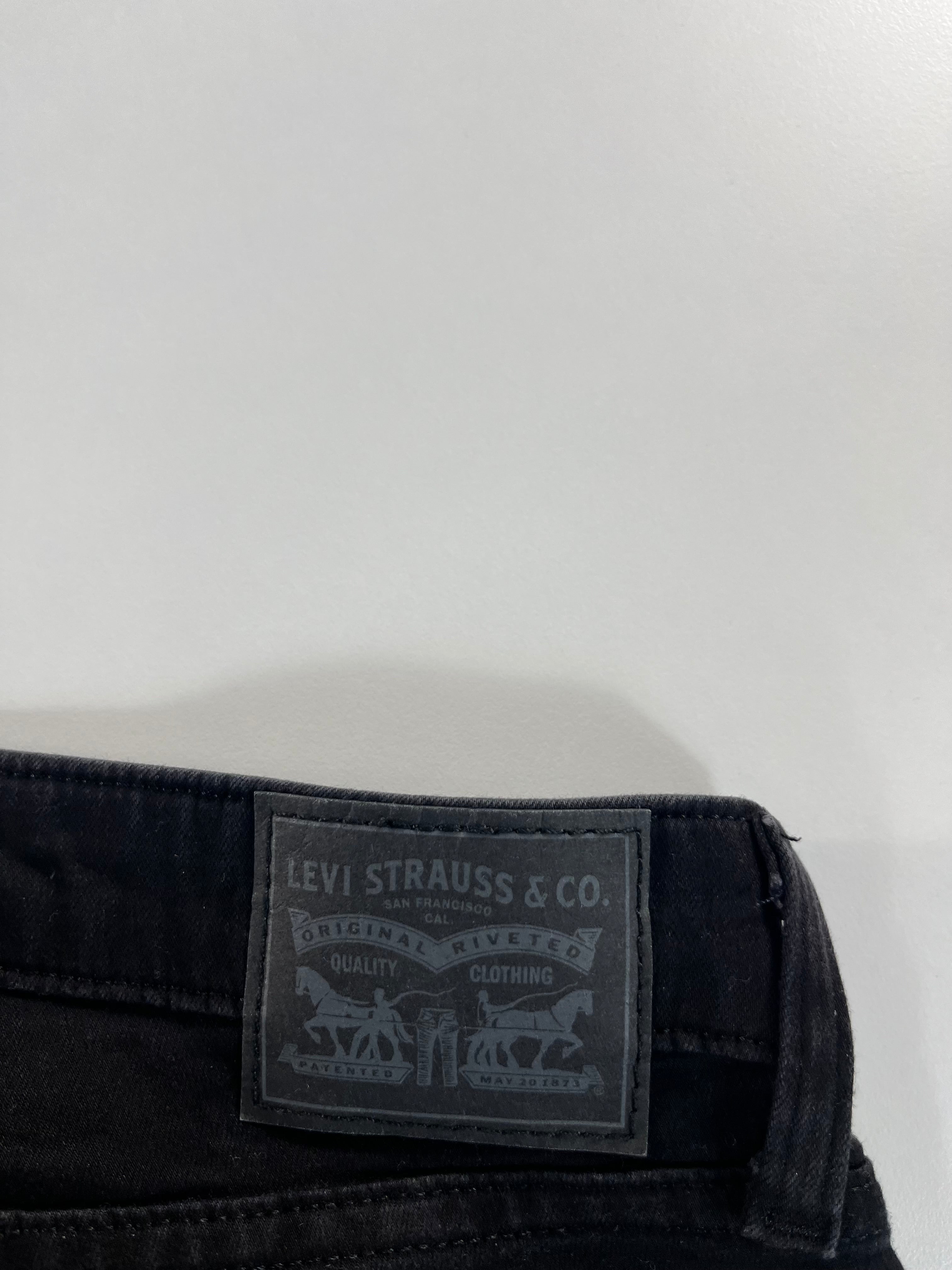 Levi's 721 High Rise Skinny 31 farmernadrág