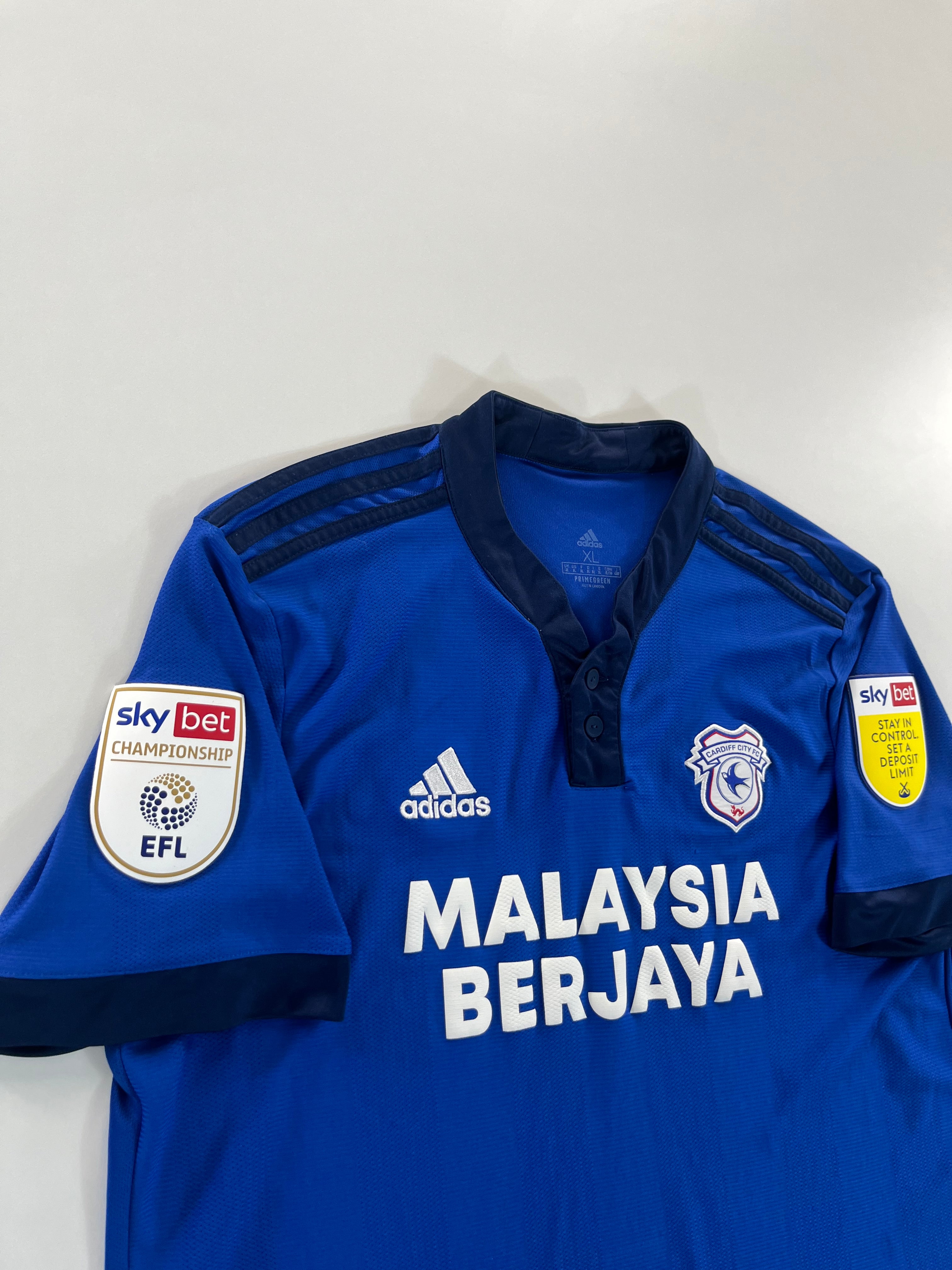 Adidas Cardiff City 2021-2022 Championship hazai mez