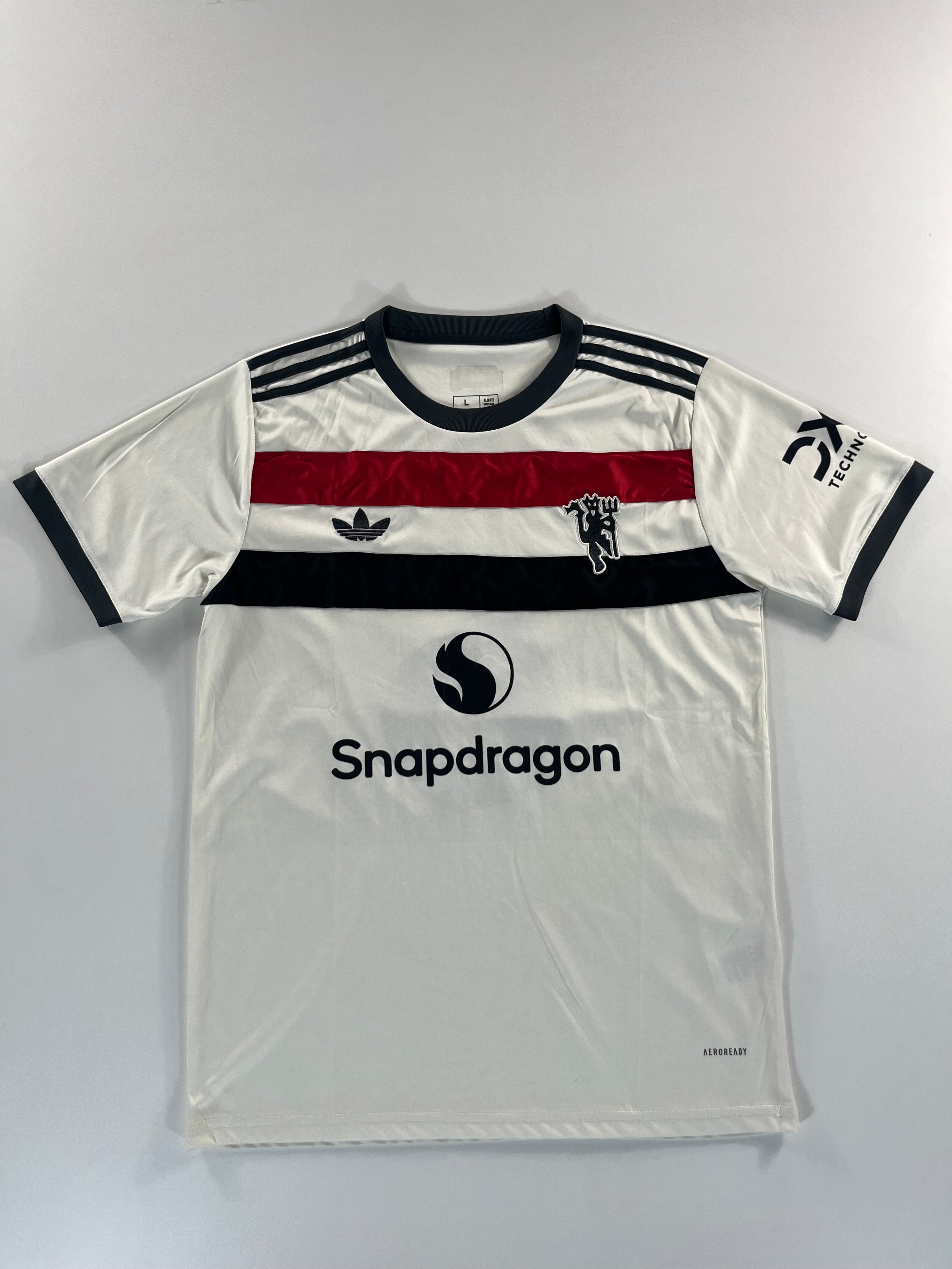 Adidas Manchester United 2024-2025 alternatív mez