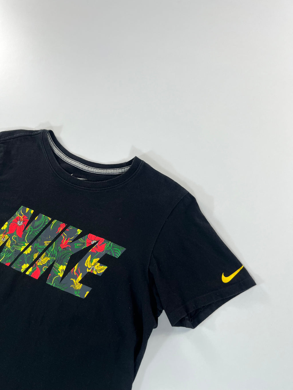 Nike Floral Spell póló
