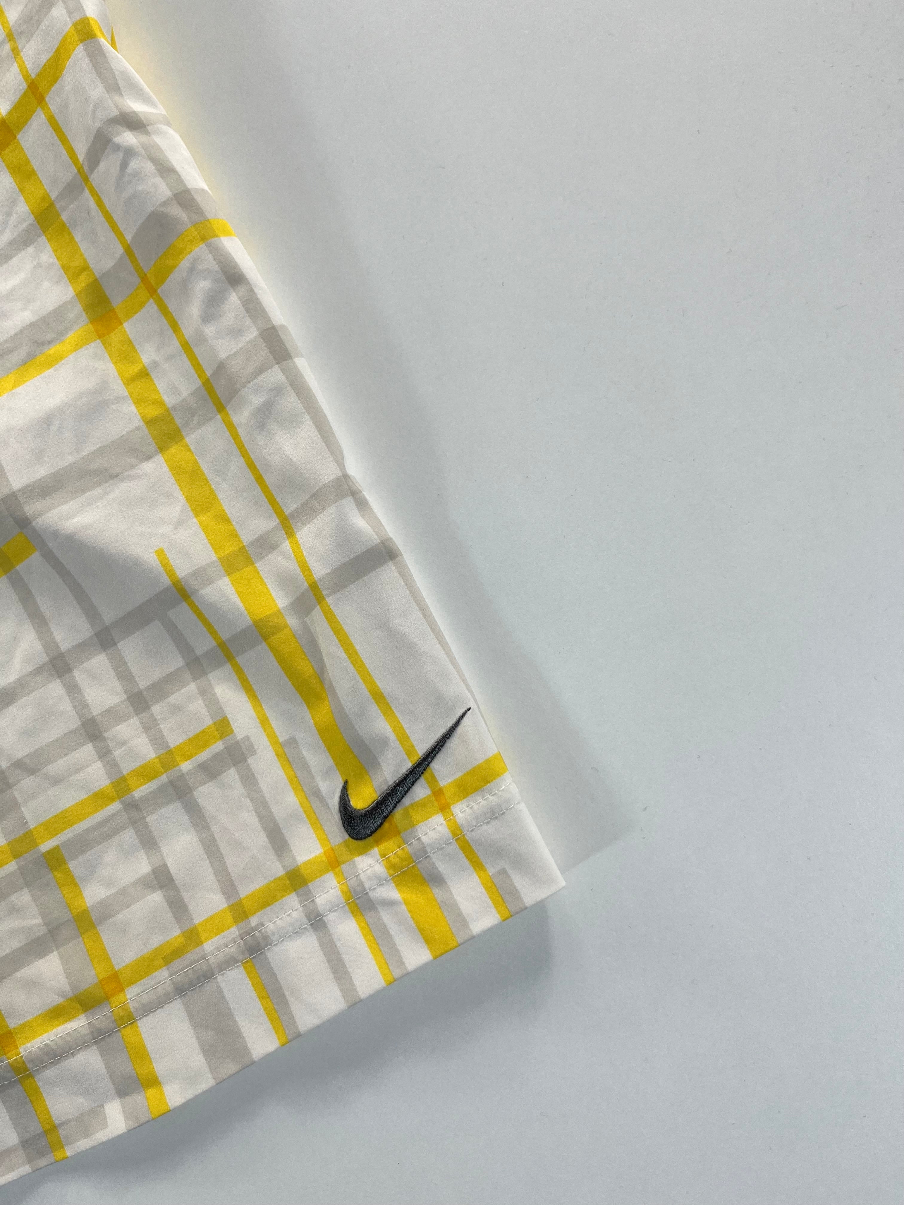 Nike short