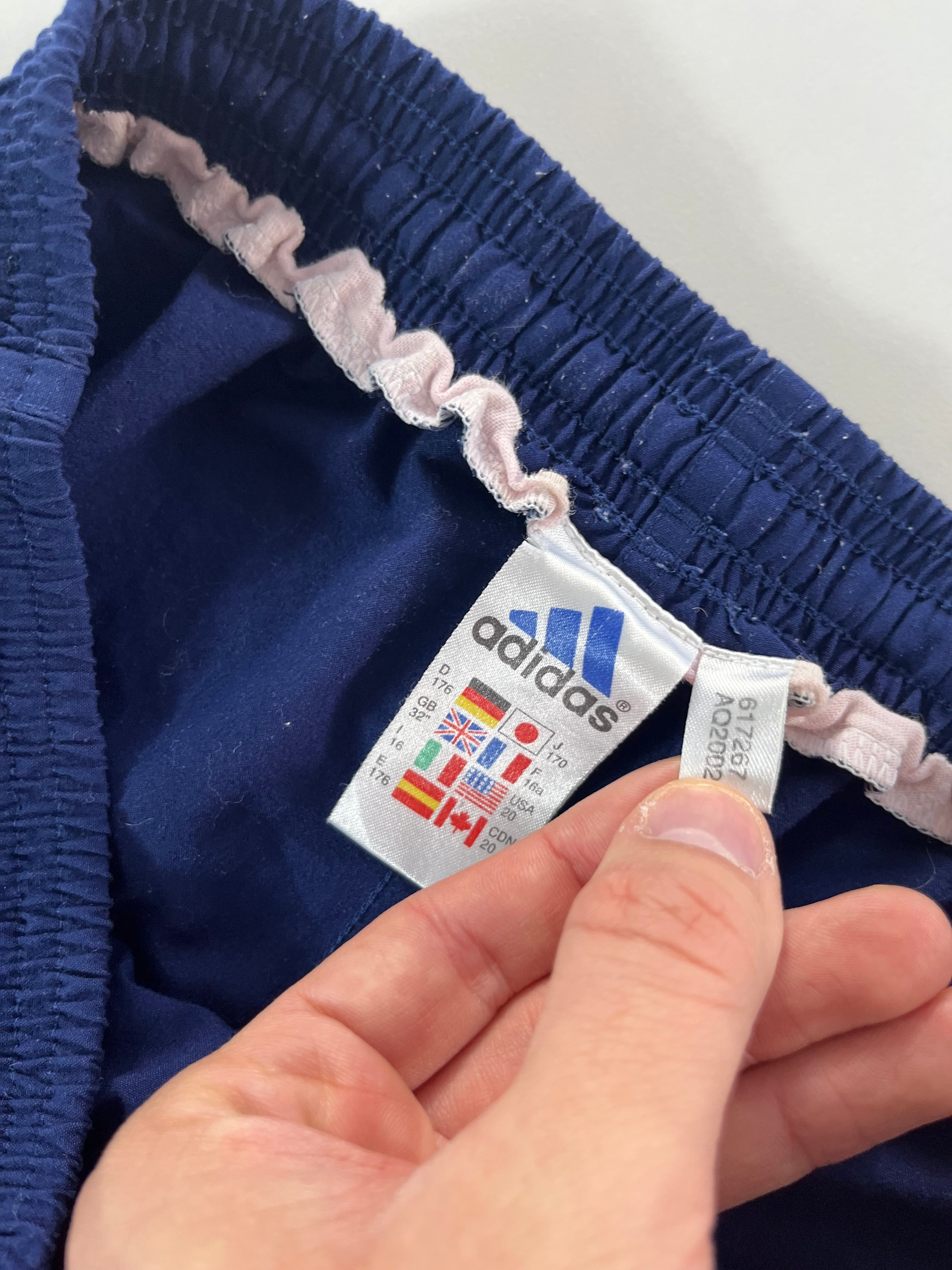 Adidas vintage short