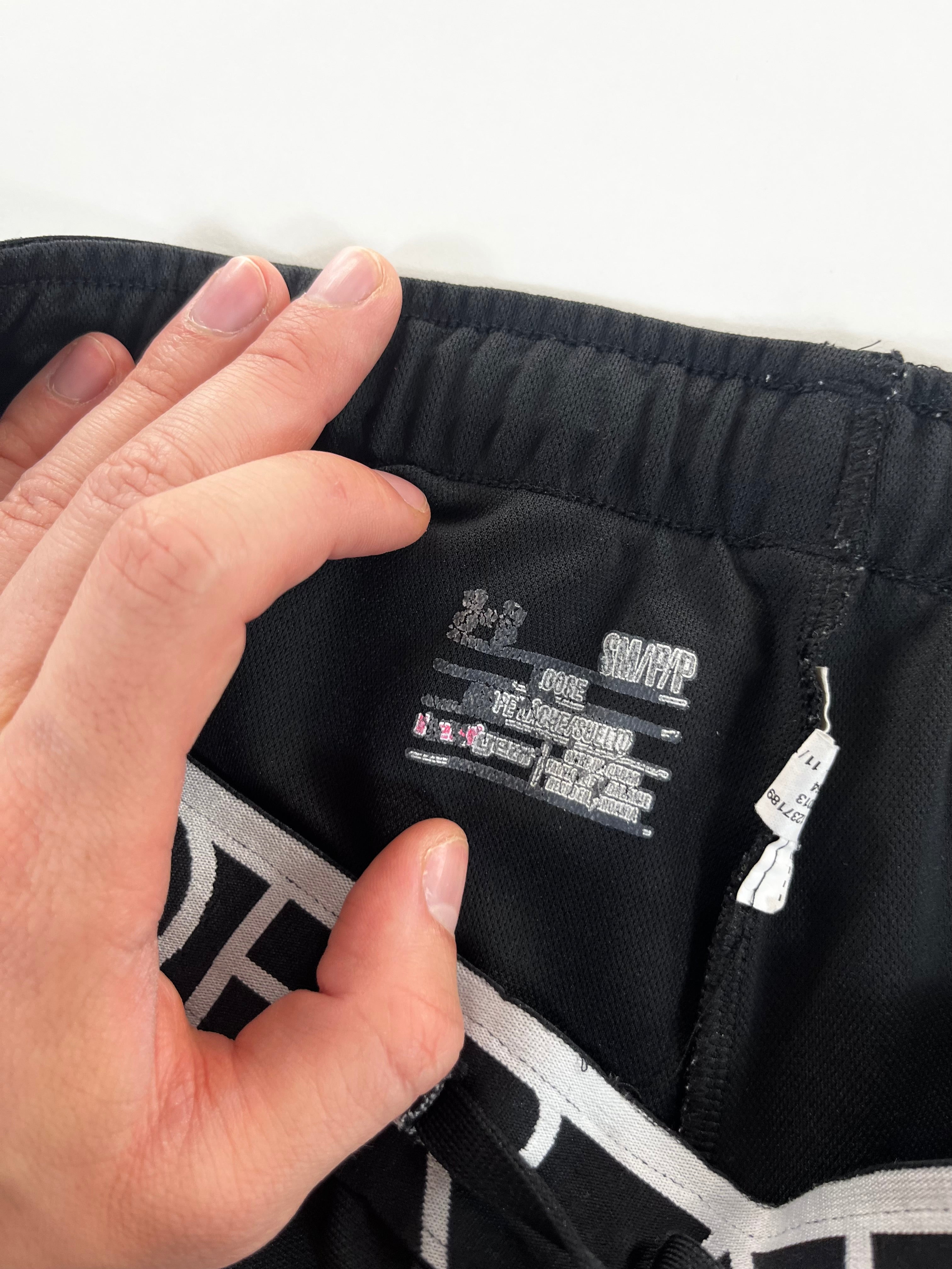 Under Armour short