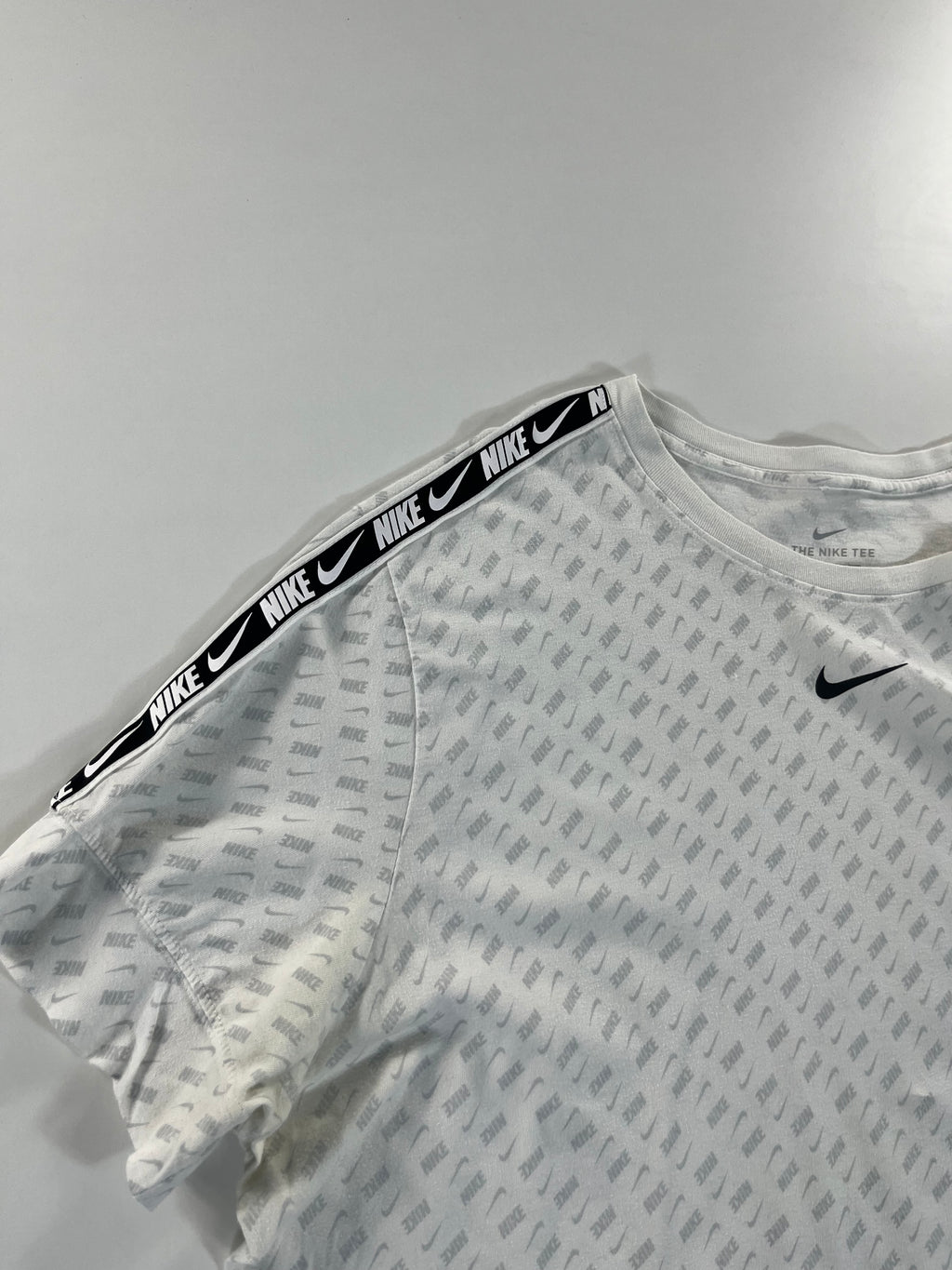 Nike Tee Standard Fit póló