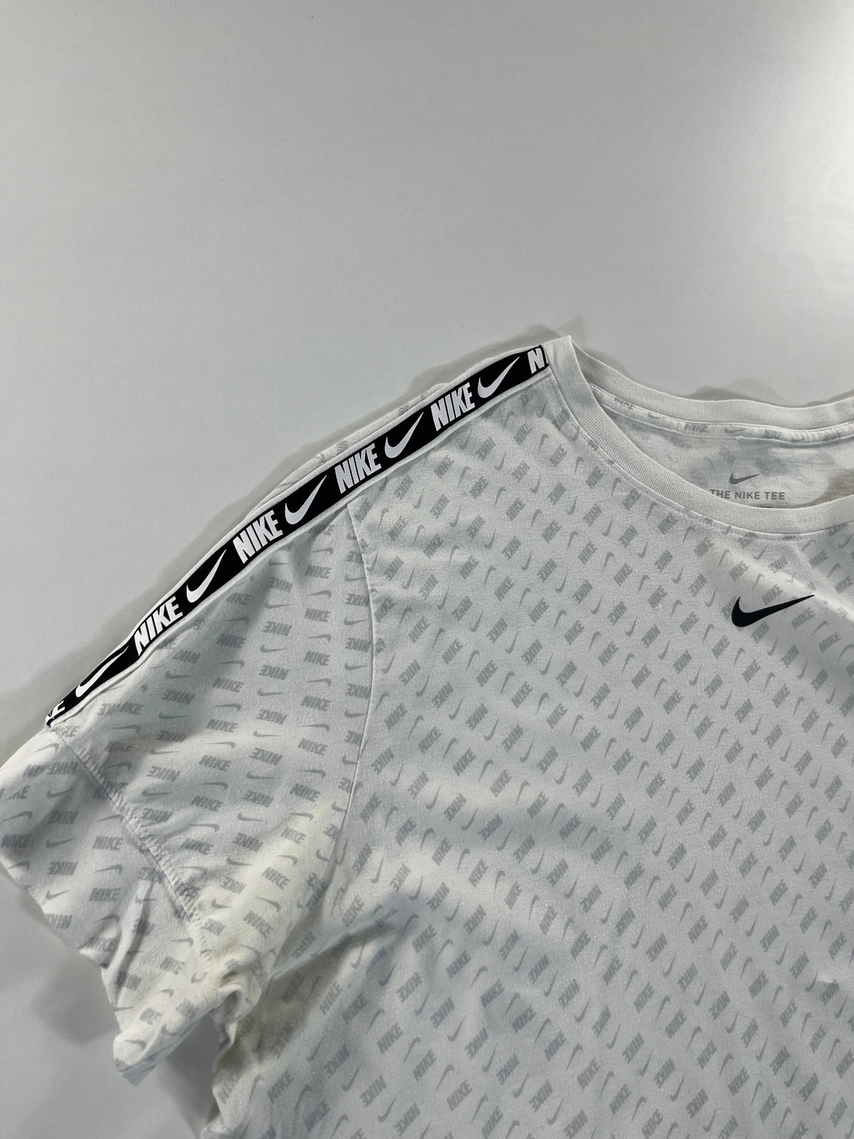 Nike Tee Standard Fit póló