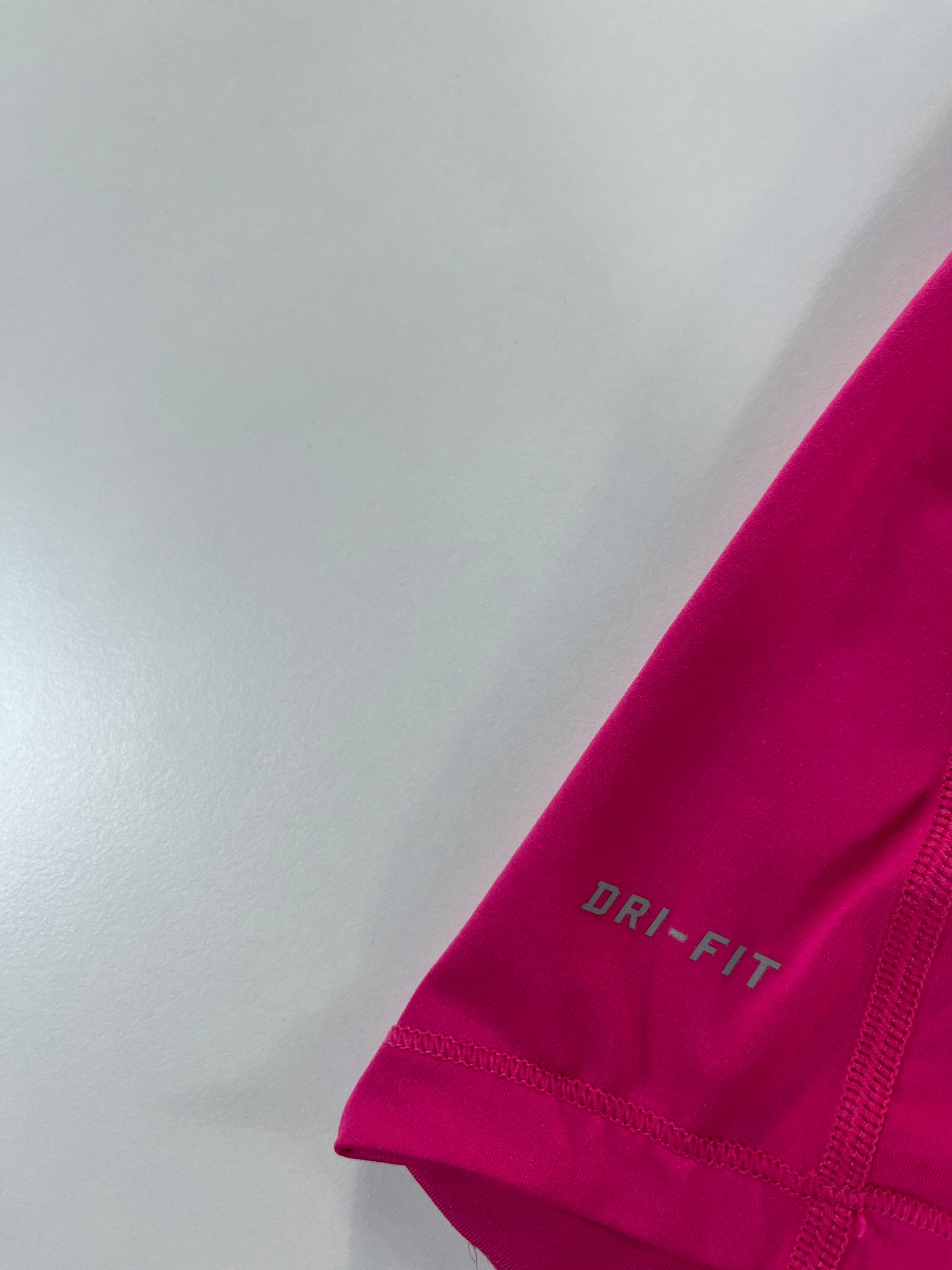 Nike Pro atléta