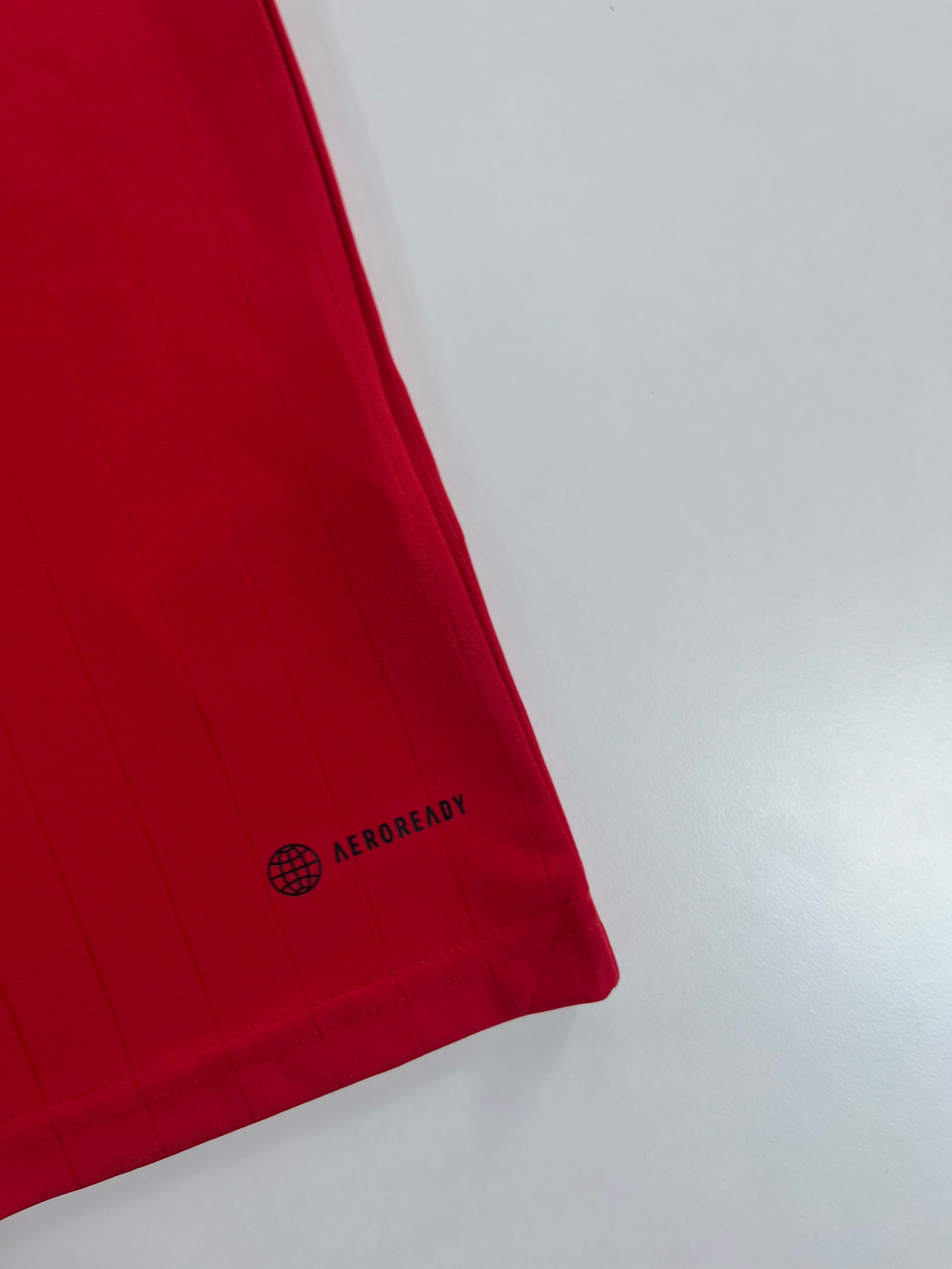 Adidas Manchester United 2022-2023 hazai mez