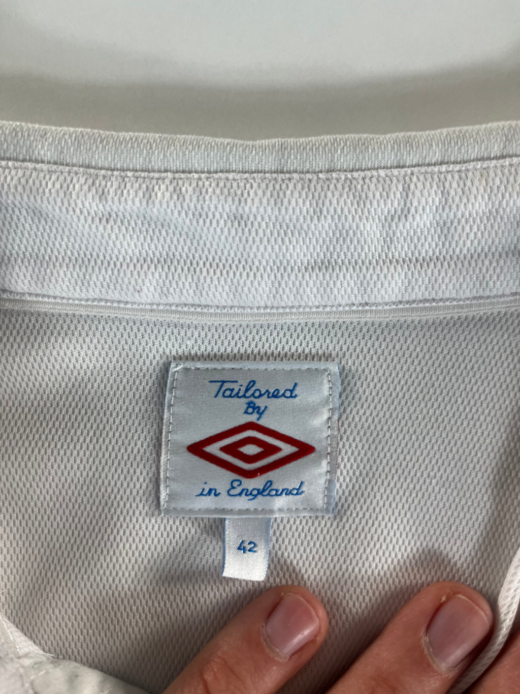 Umbro Anglia válogatott 2009-2010 hazai mez