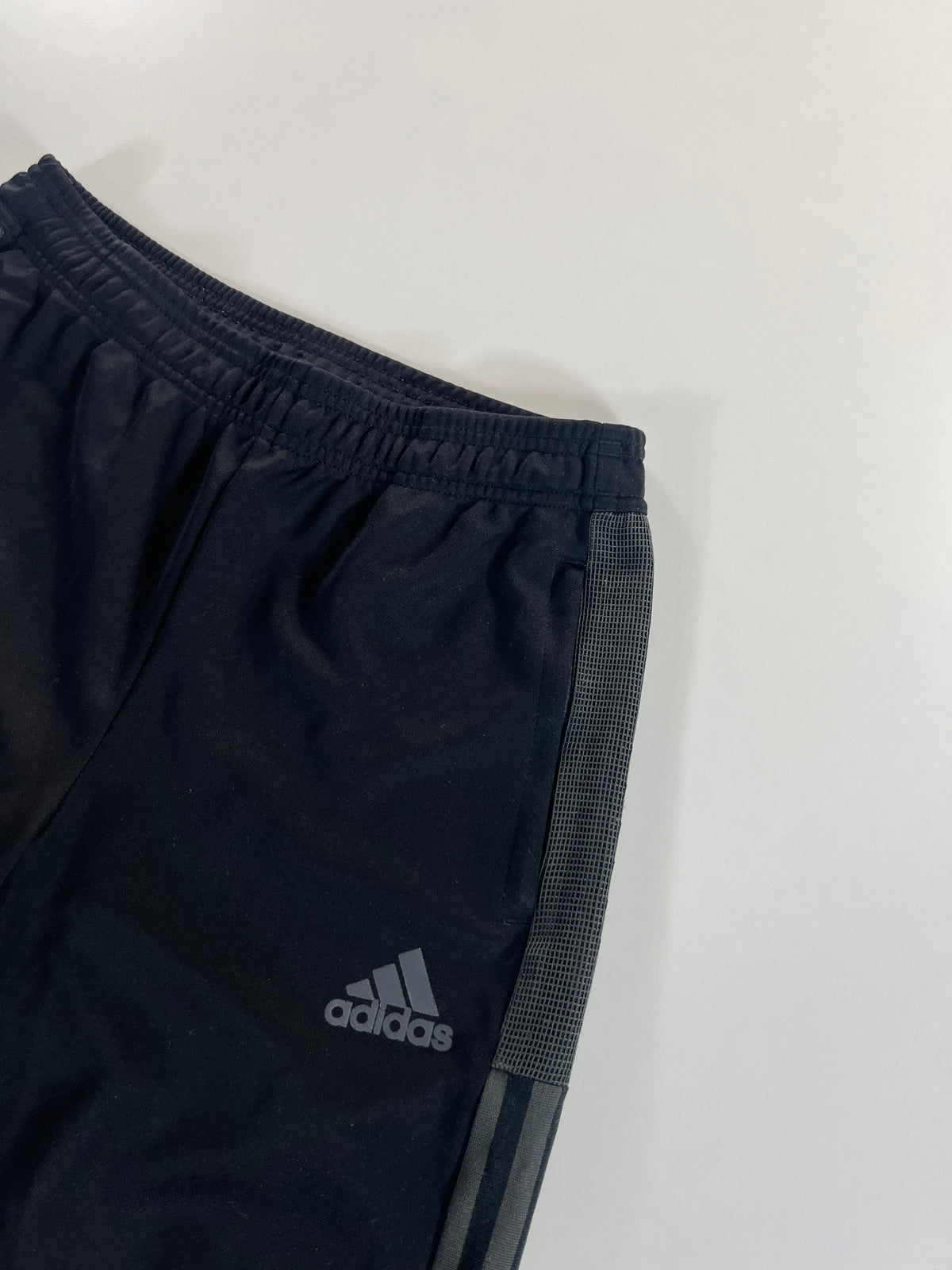 Adidas Tiro nadrág