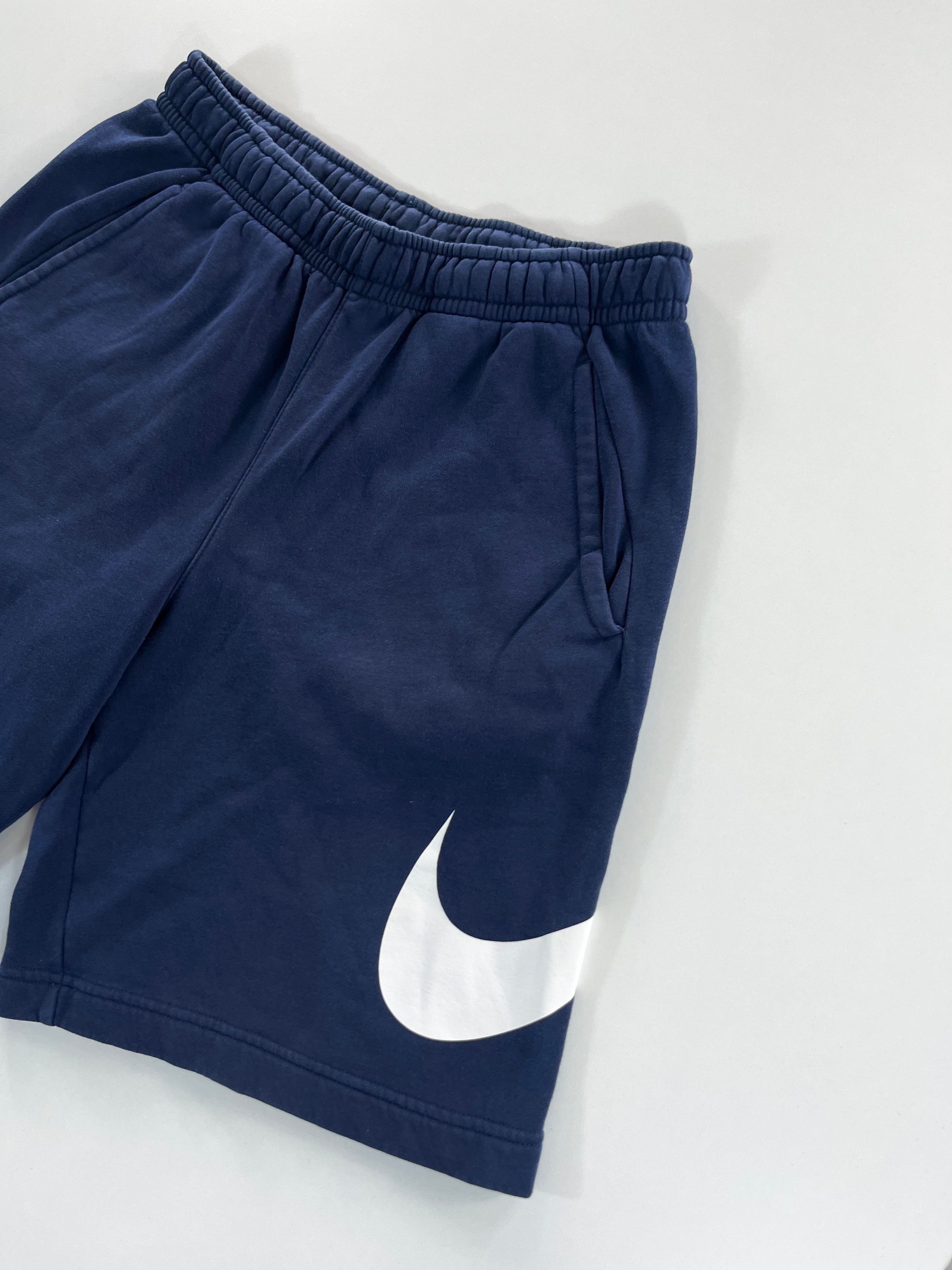 Nike Club short