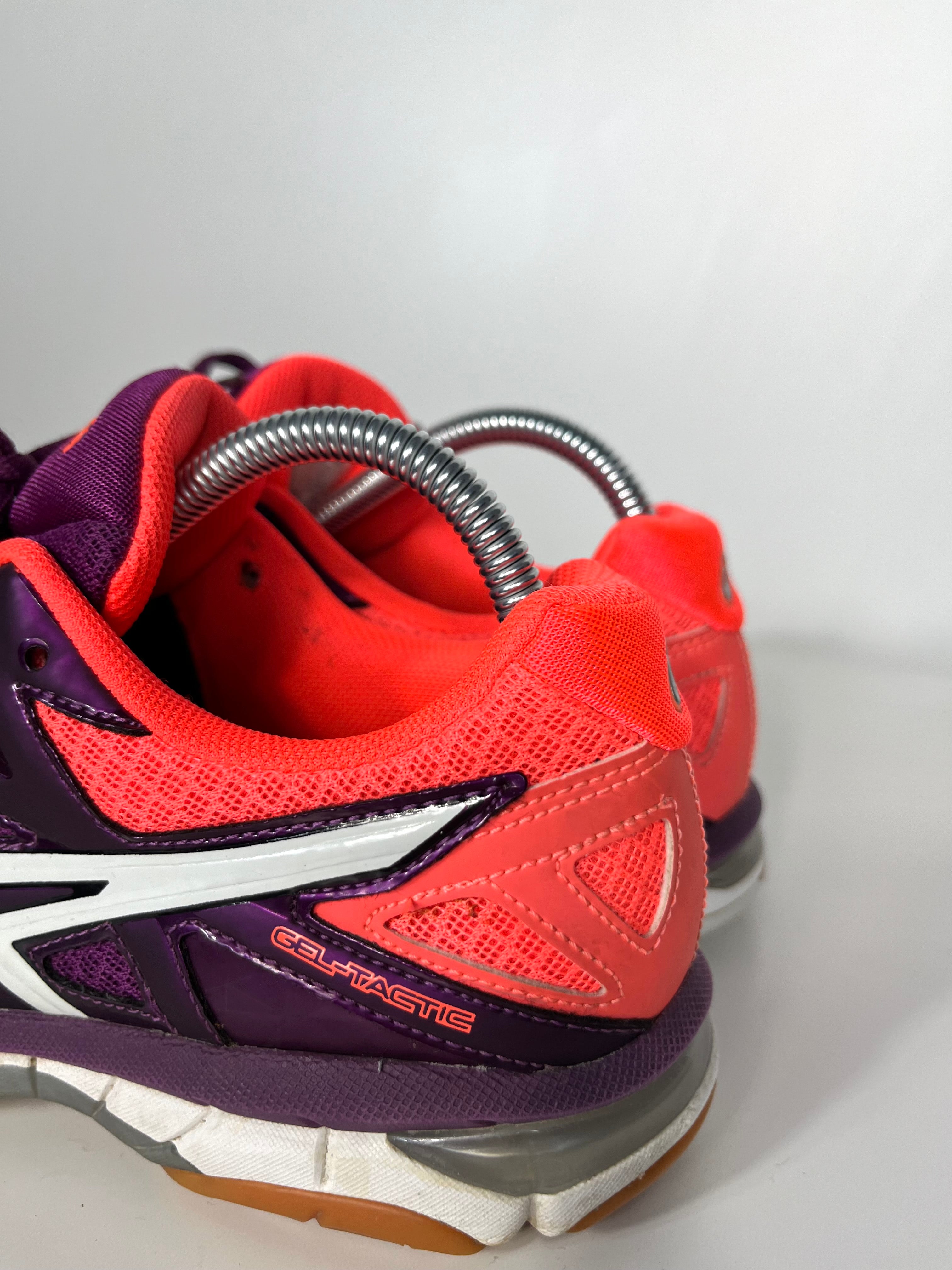 Asics Gel Tactic cipő