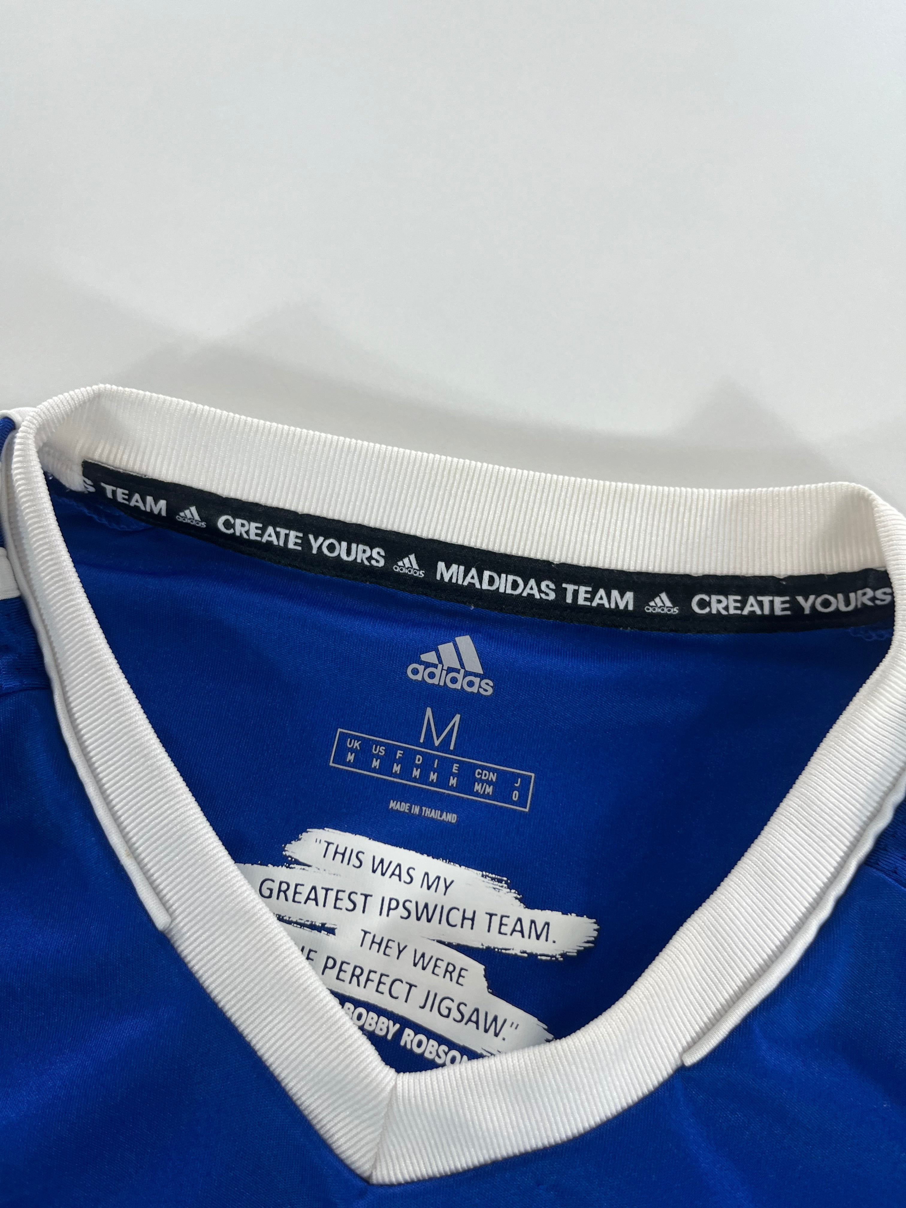 Adidas Ipswich Town 2020-2021 hazai mez