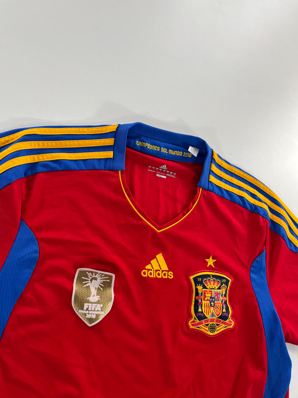 Adidas Spanyol válogatott 2010-2012 hazai mez