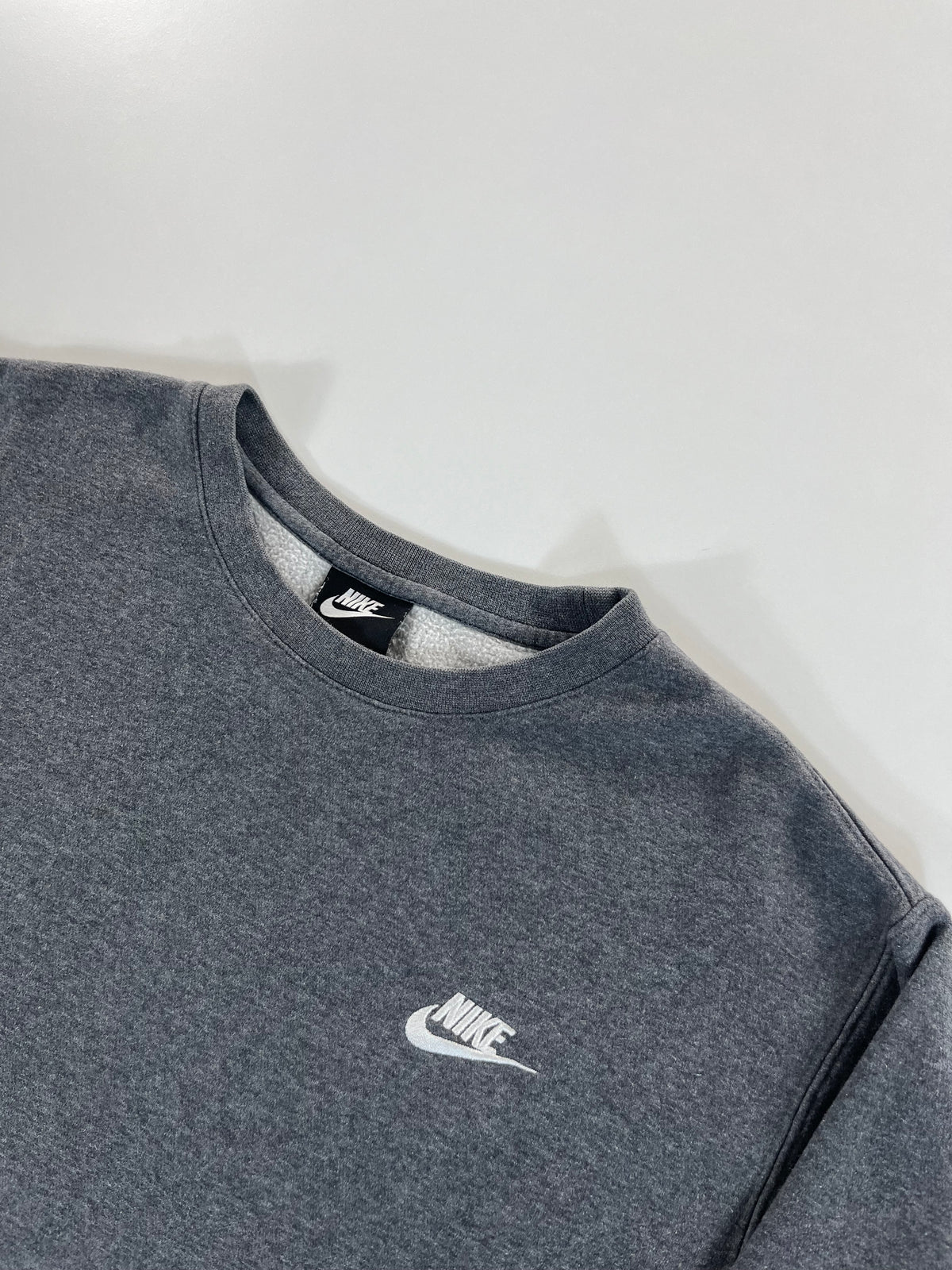Nike Club Fleece crewneck pulóver