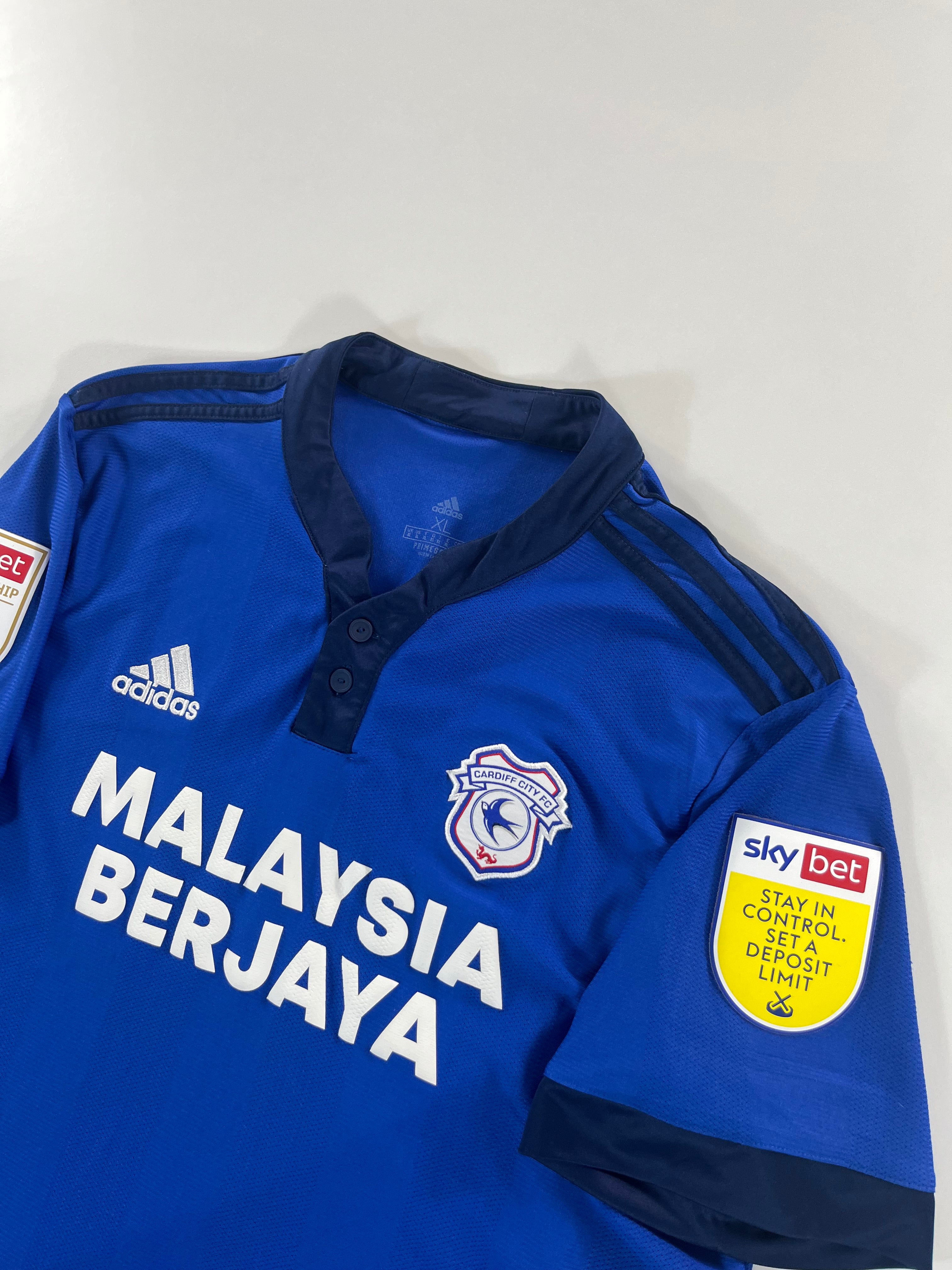 Adidas Cardiff City 2021-2022 Championship hazai mez