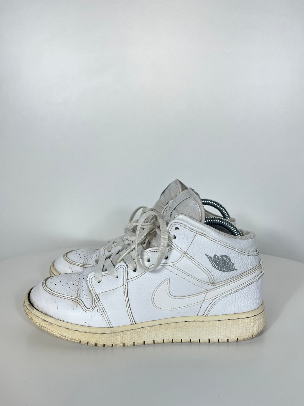 Nike Air Jordan 1 Mid cipő