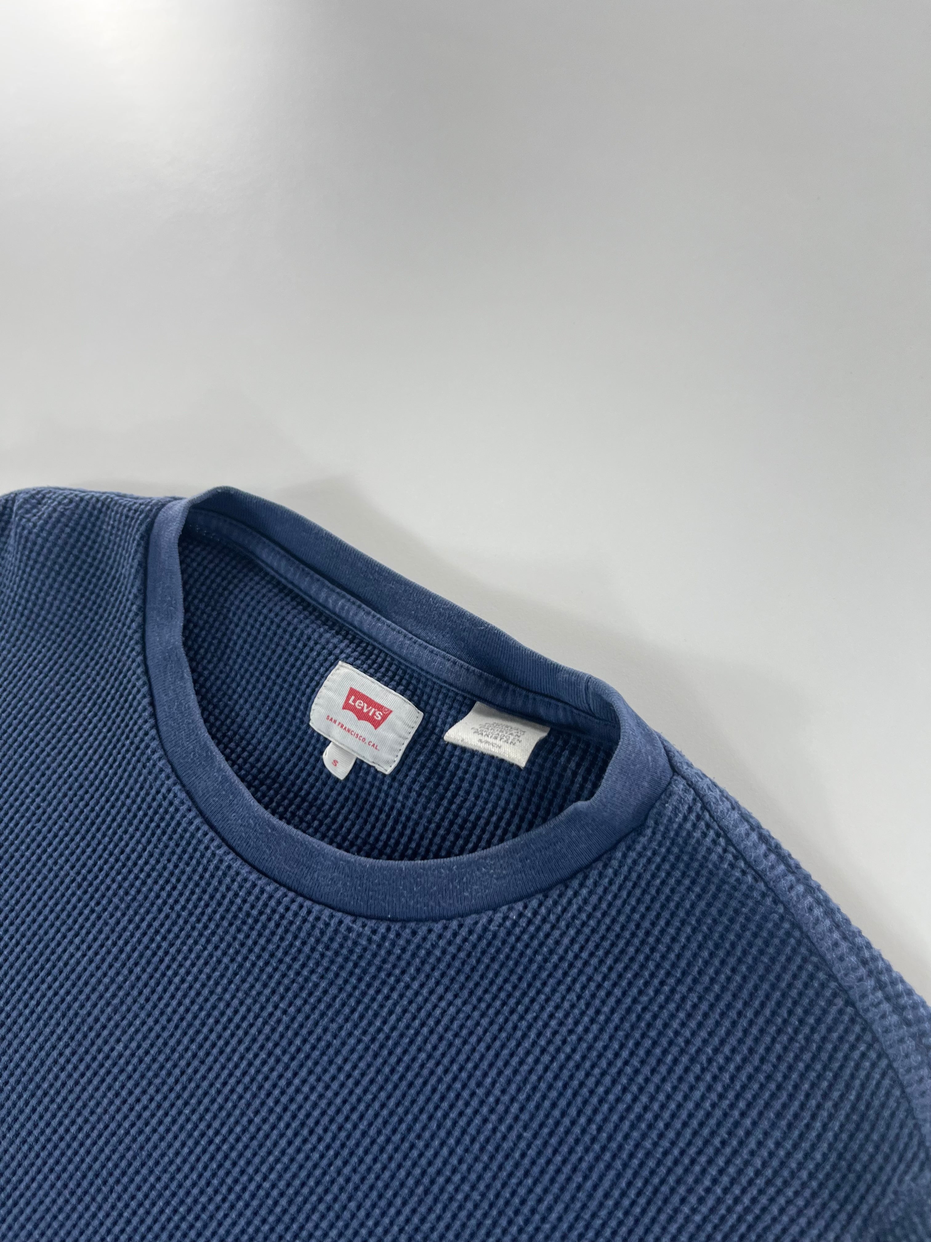 Levi's longsleeve