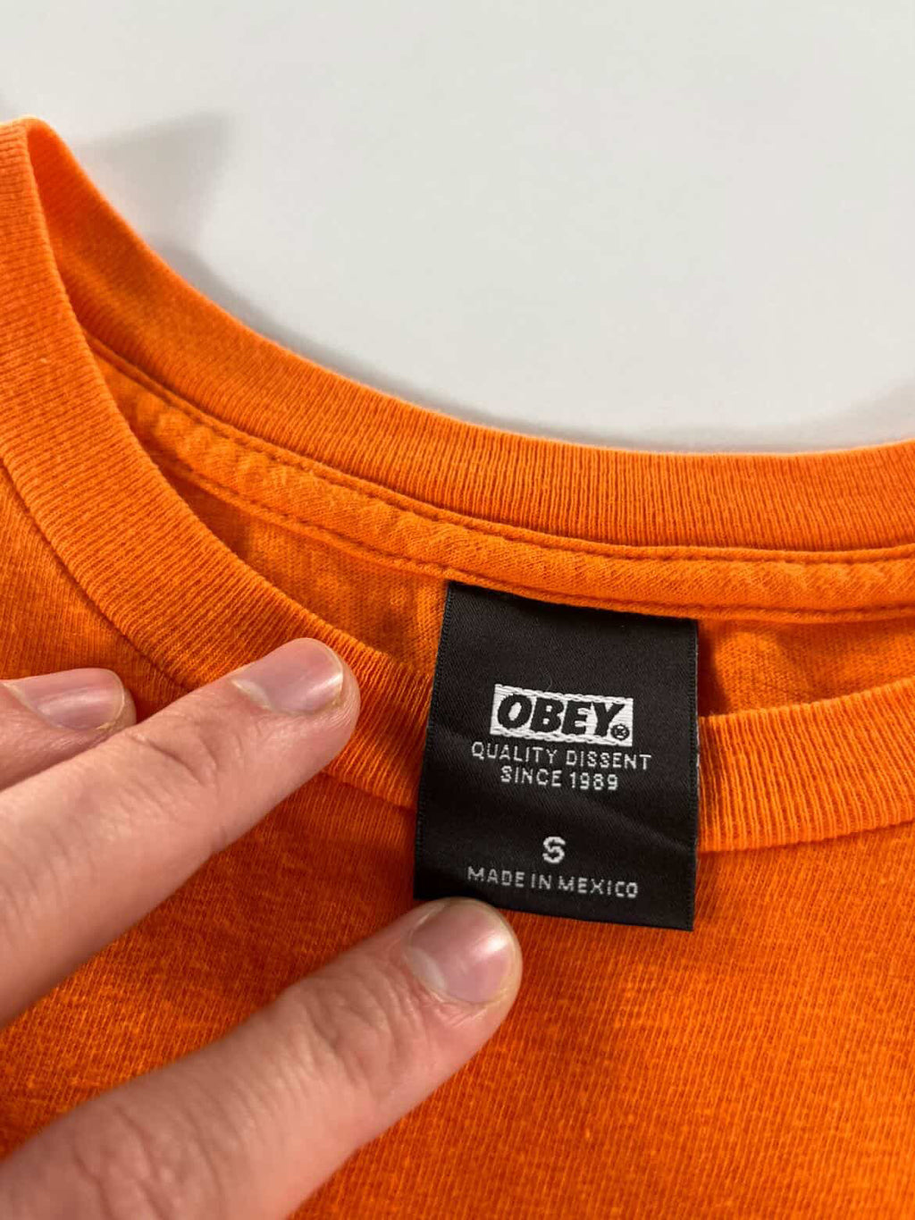 Obey póló
