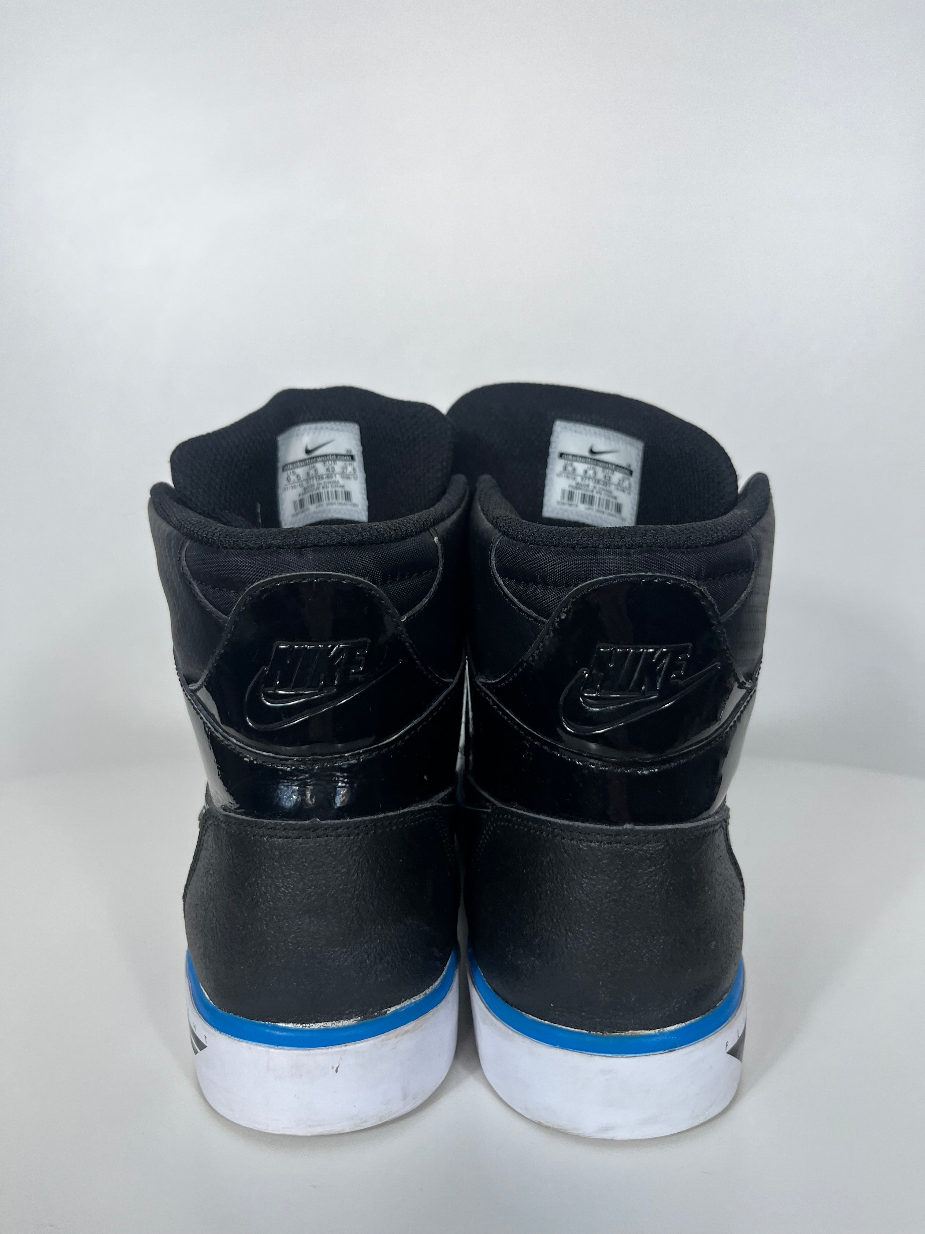 Nike Air Jordan 2 Flight cipő
