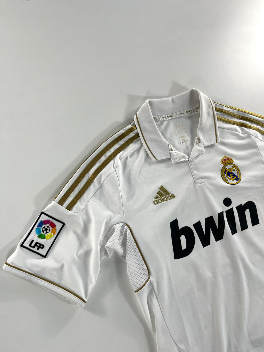 Adidas Real Madrid 2011-2012 hazai mez