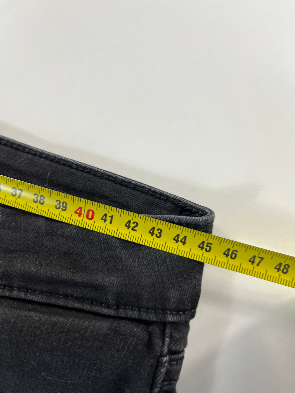 Levi's 711 Skinny 28 farmernadrág