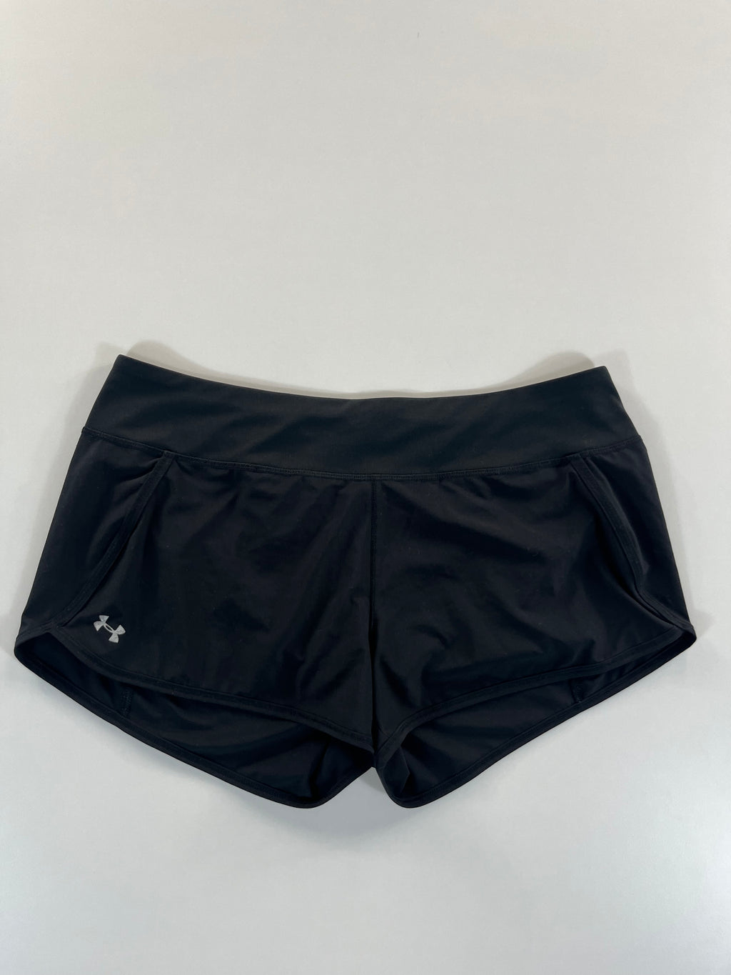 Under Armour short