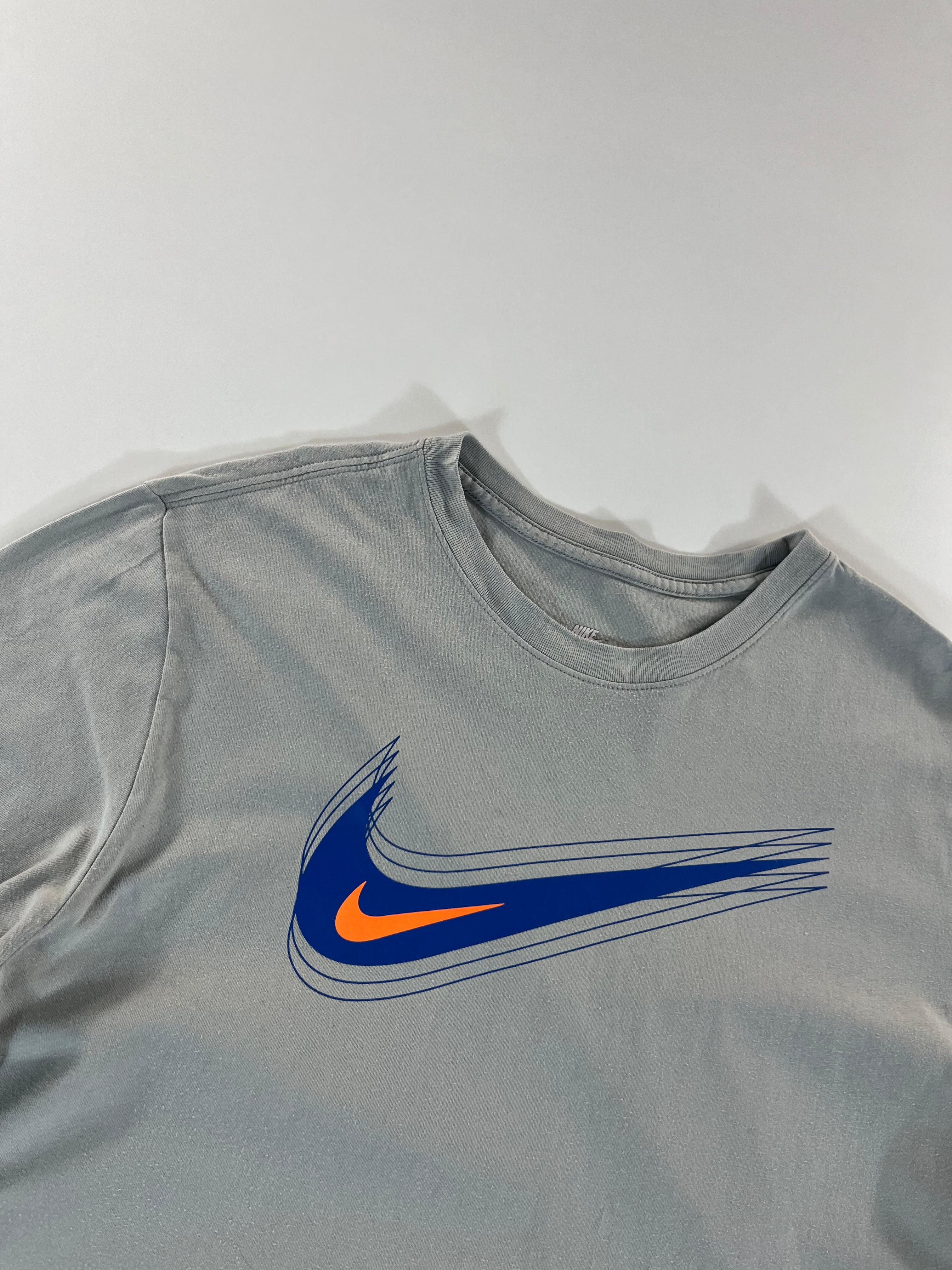 Nike Sportswear póló