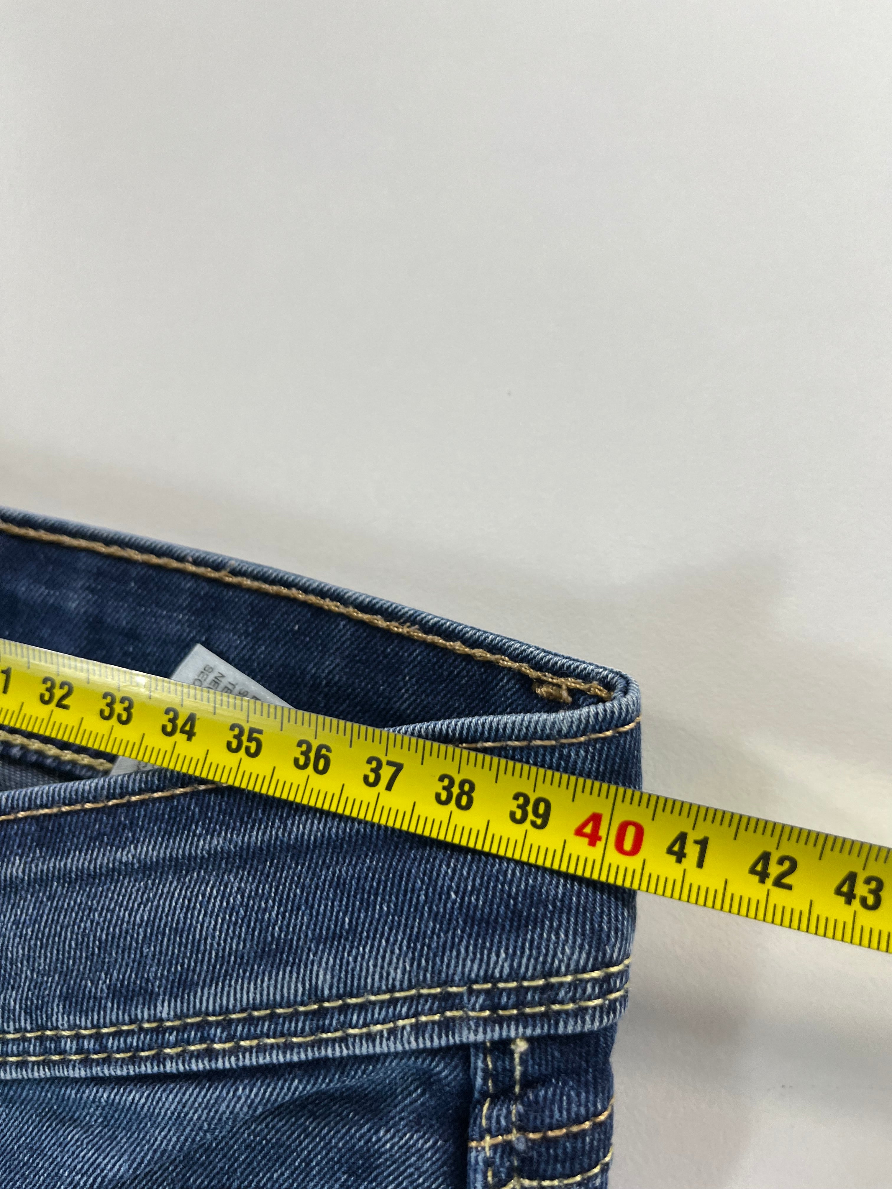 Levi's Demi Curve Skinny 28 farmernadrág